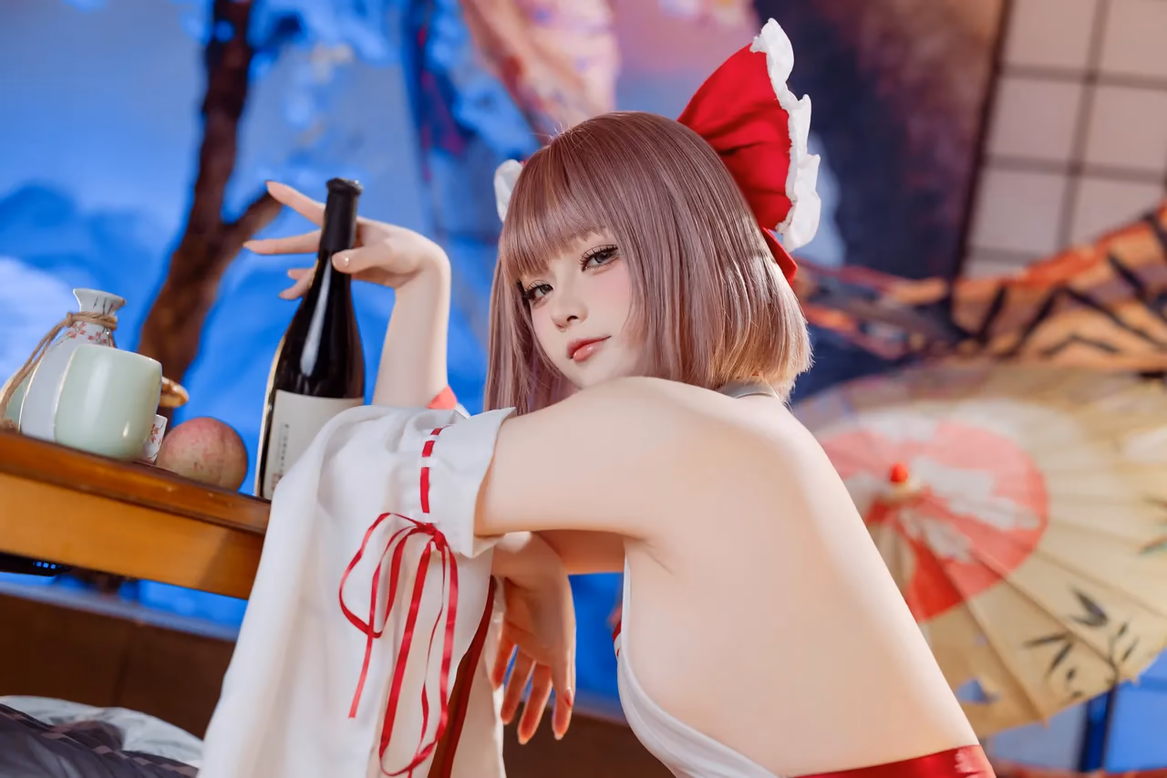 Purinpuppy as Reimu Hakurei — cosplay photo 30 of 66