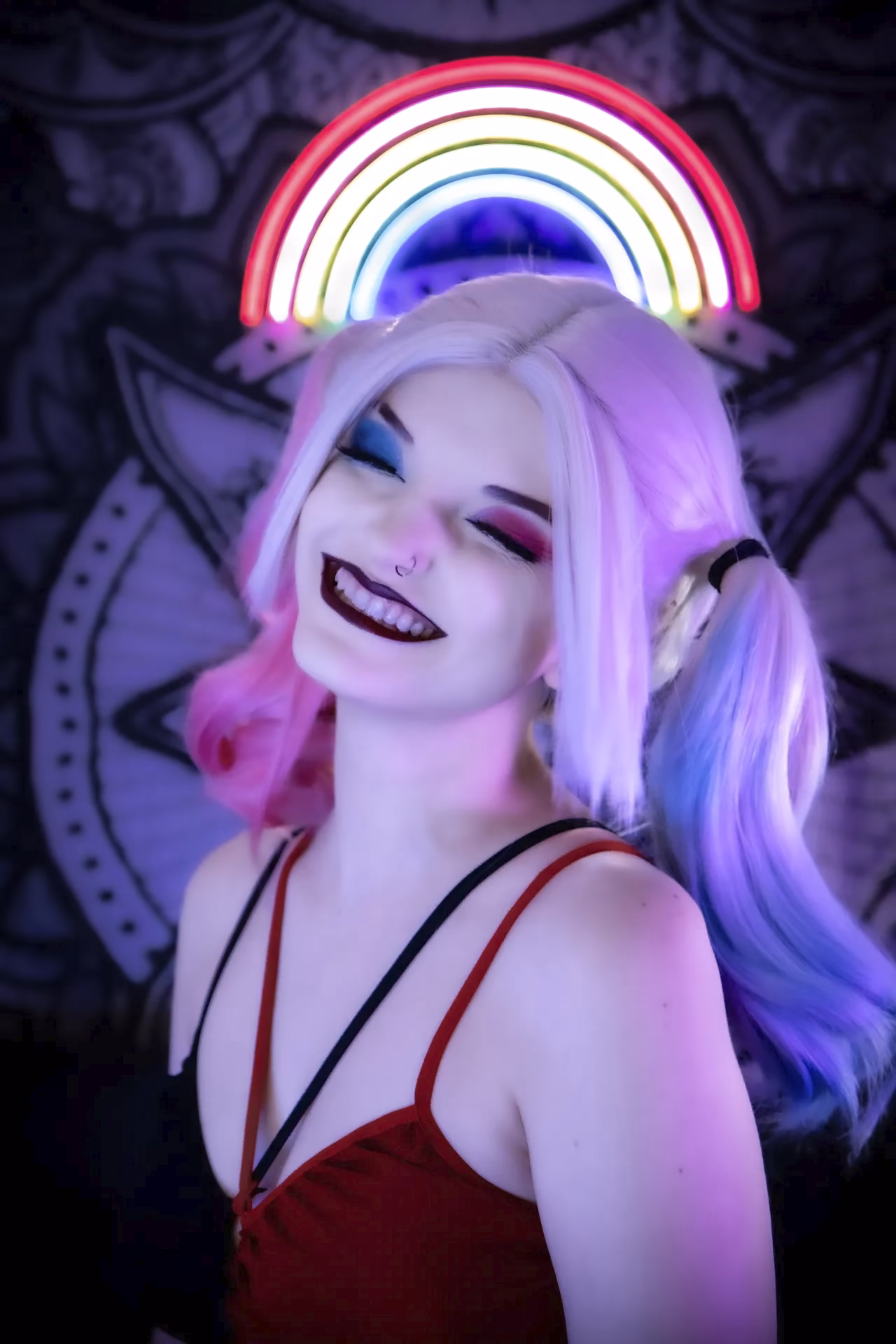 RainyDayRoses as Harley Quinn — cosplay photo 3 of 46