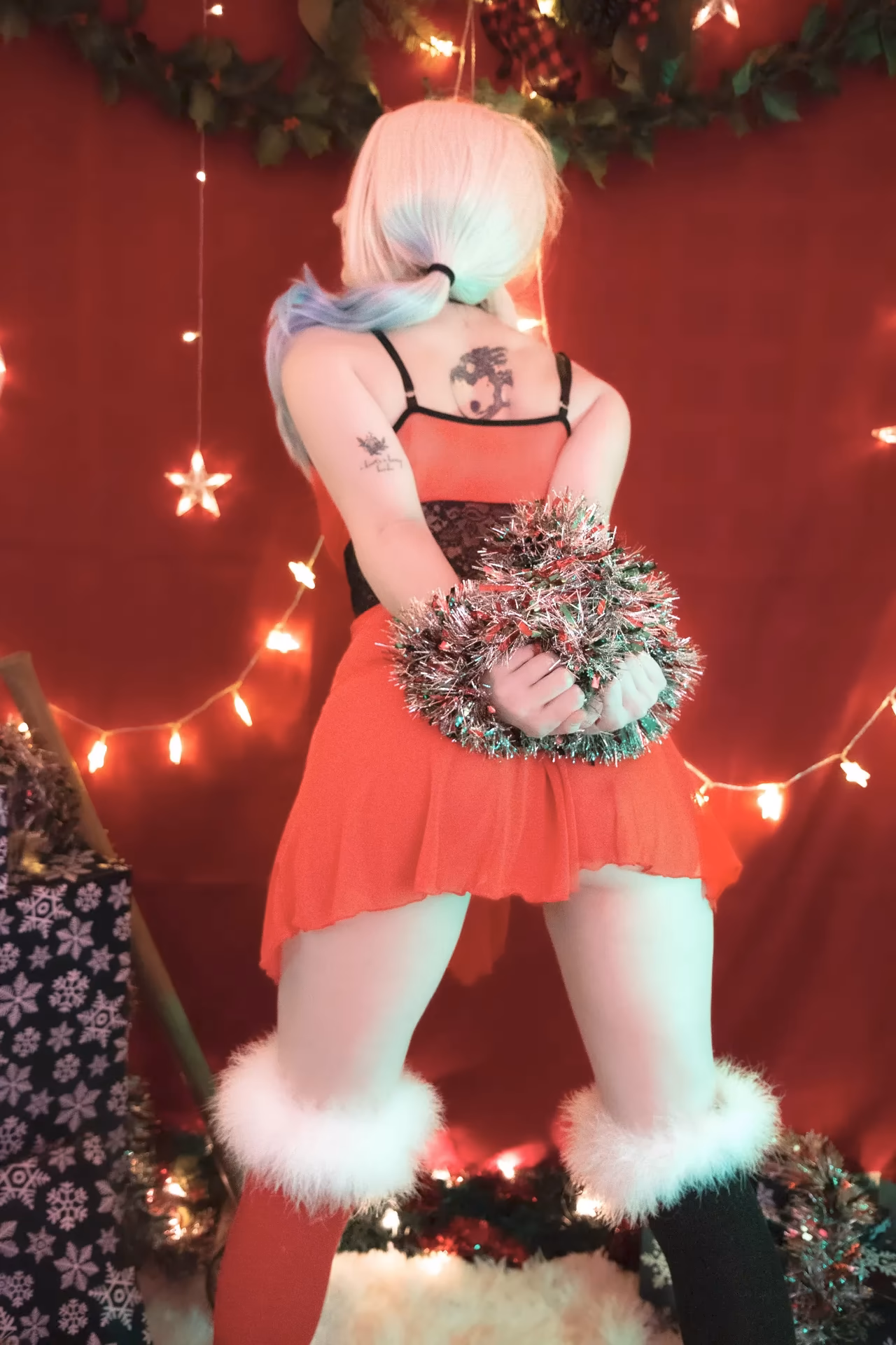 RainyDayRoses as Harley Quinn — cosplay photo 58 of 89