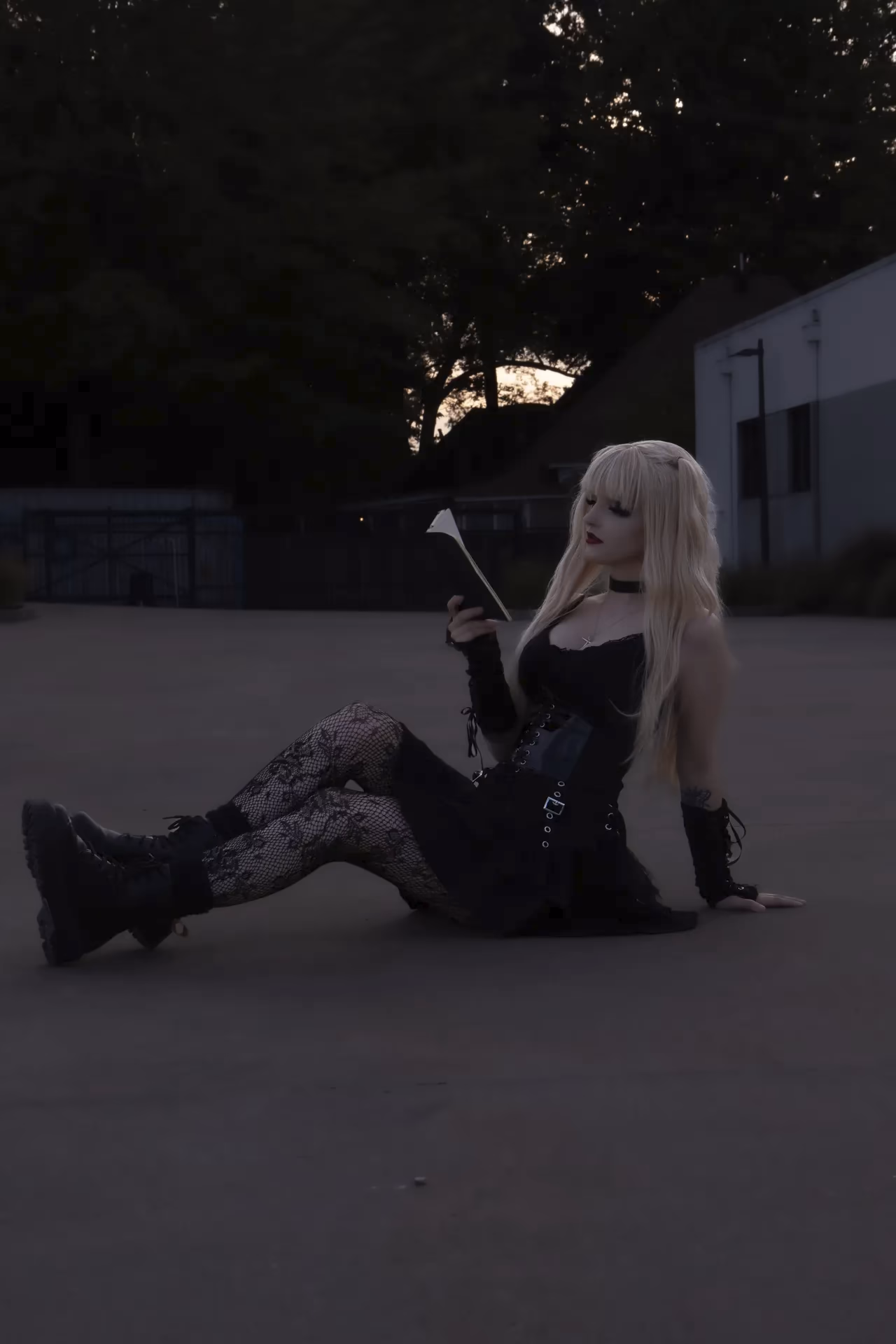 RainyDayRoses as Misa Amane — cosplay photo 10 of 68