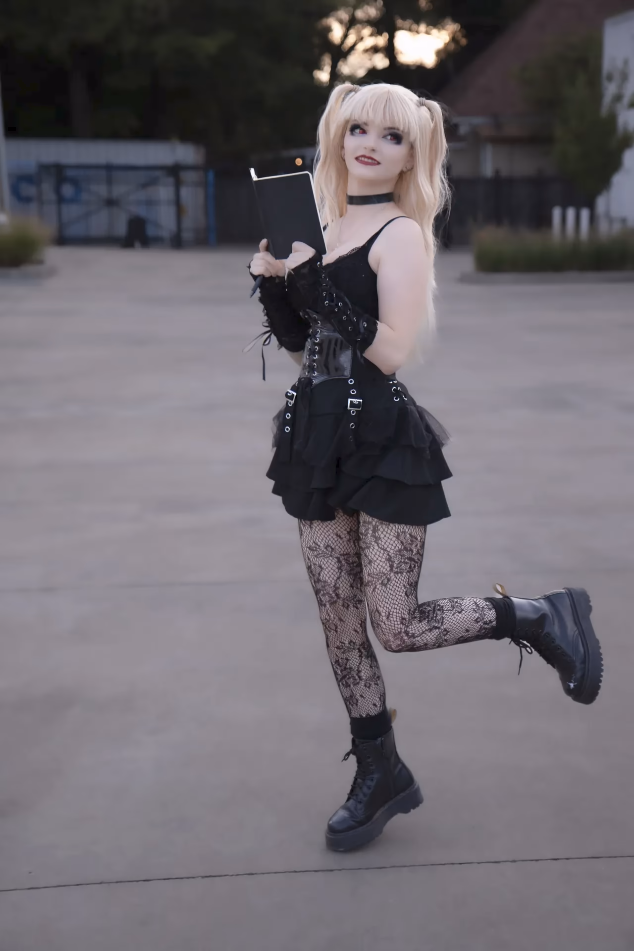 RainyDayRoses as Misa Amane — cosplay photo 14 of 68