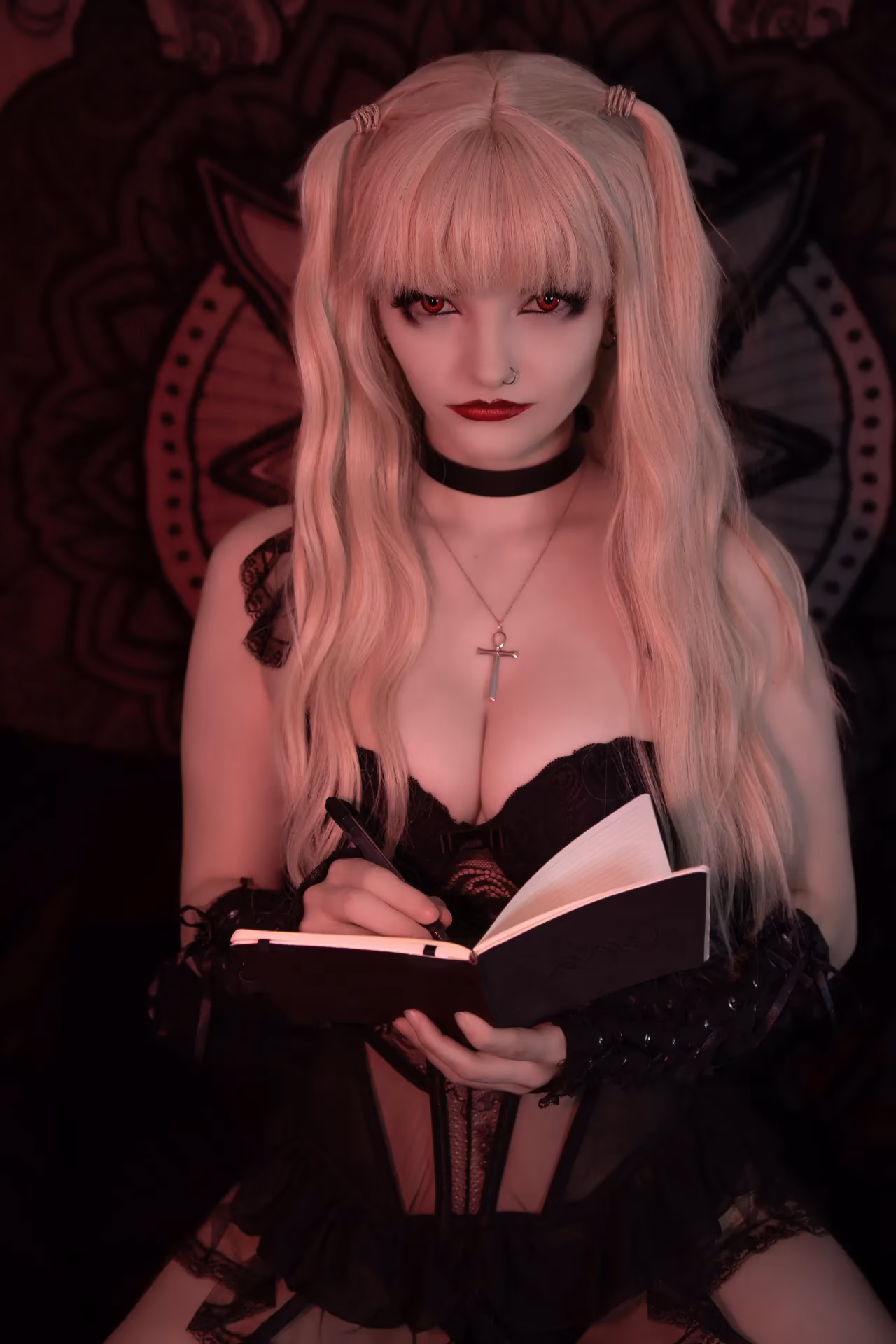 RainyDayRoses as Misa Amane — cosplay photo 58 of 68