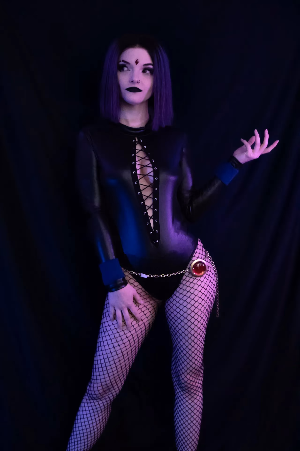 RainyDayRoses as Raven — cosplay photo 53 of 60