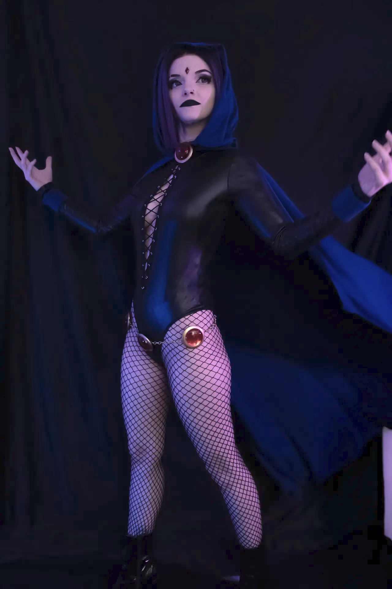 RainyDayRoses as Raven — cosplay photo 56 of 60