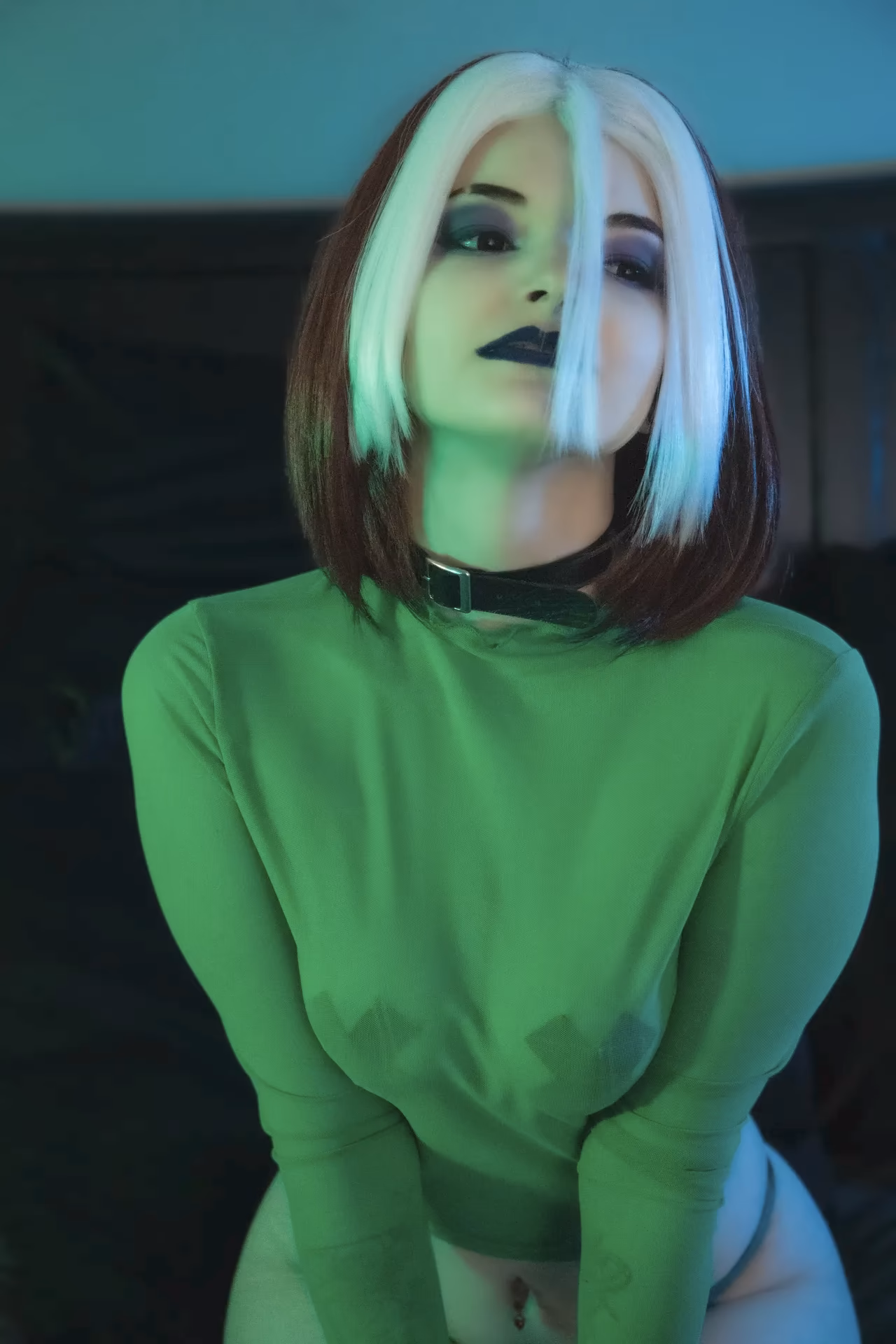 RainyDayRoses as Rogue — cosplay photo 67 of 73