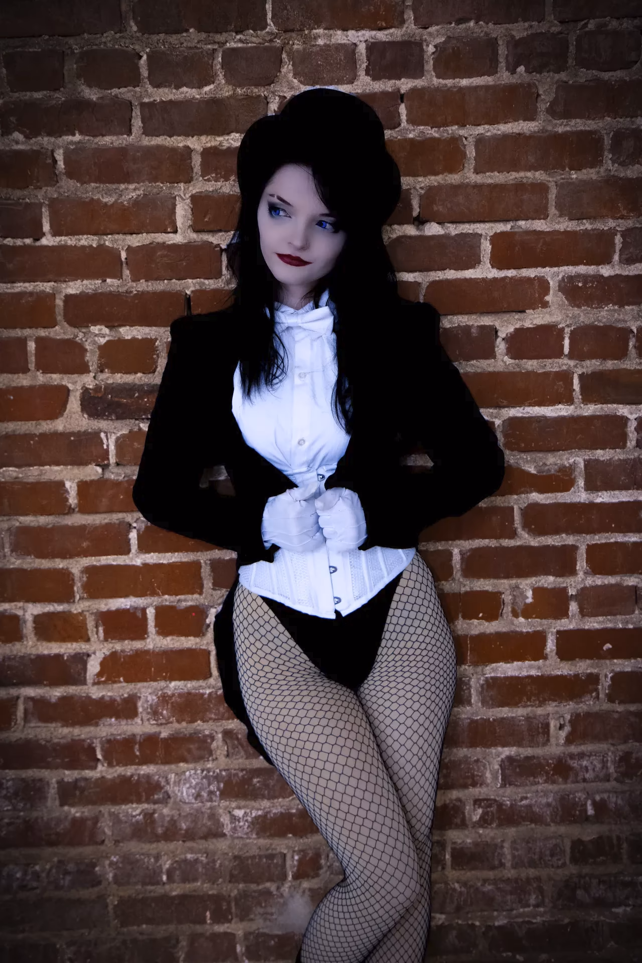 RainyDayRoses as Zatanna — cosplay photo 22 of 26
