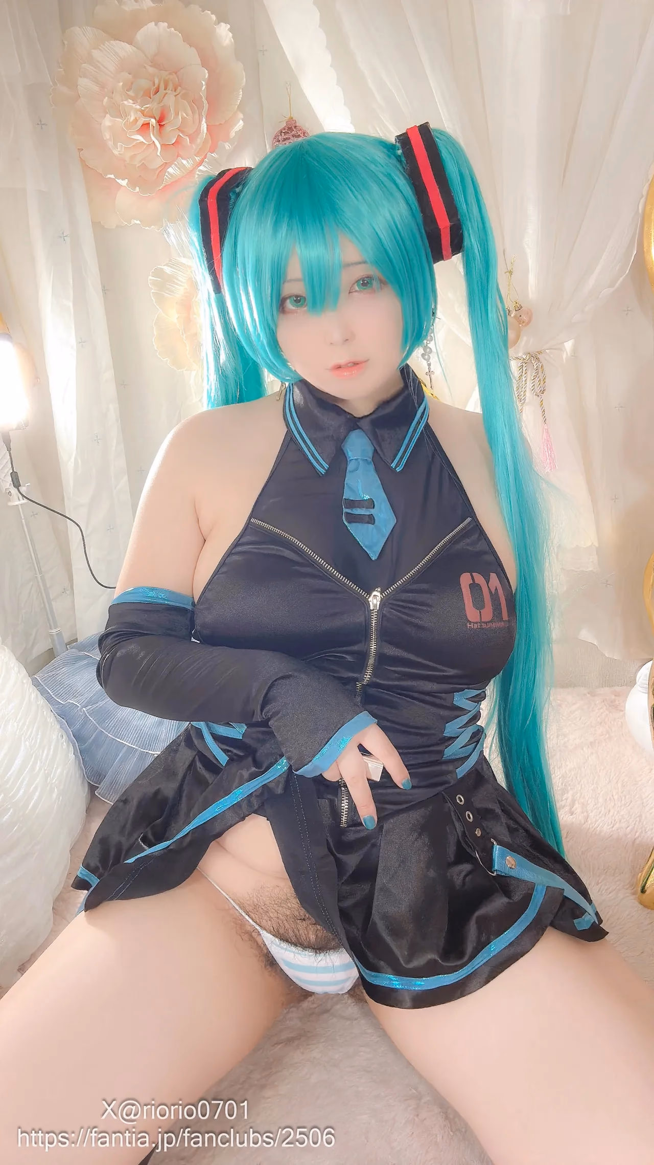 Rio-chan as Hatsune Miku — cosplay photo 39 of 67