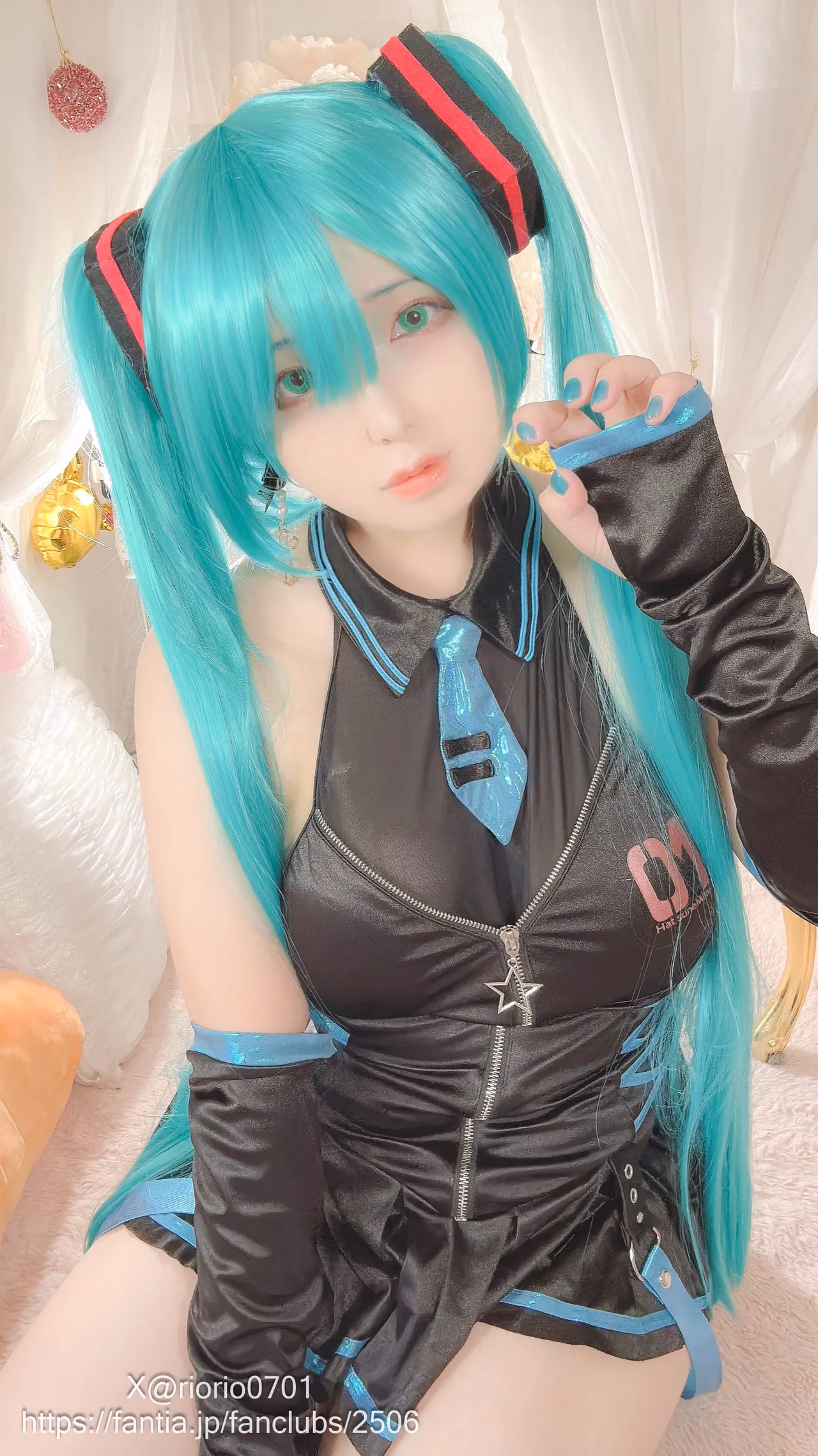 Rio-chan as Hatsune Miku — cosplay photo 6 of 67
