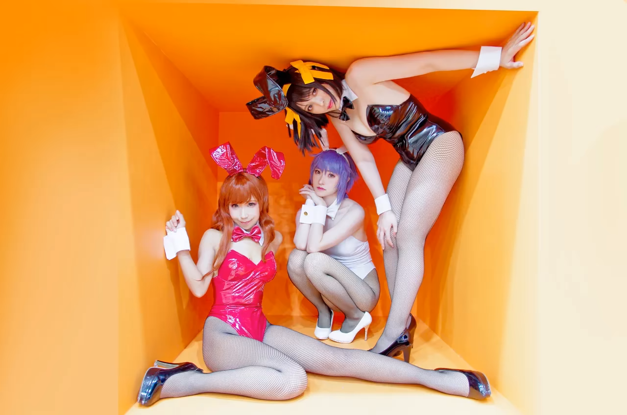 rionsakura as Haruhi Suzumiya, Mikuru Asahina, and Yuki Nagato — cosplay photo 116 of 162