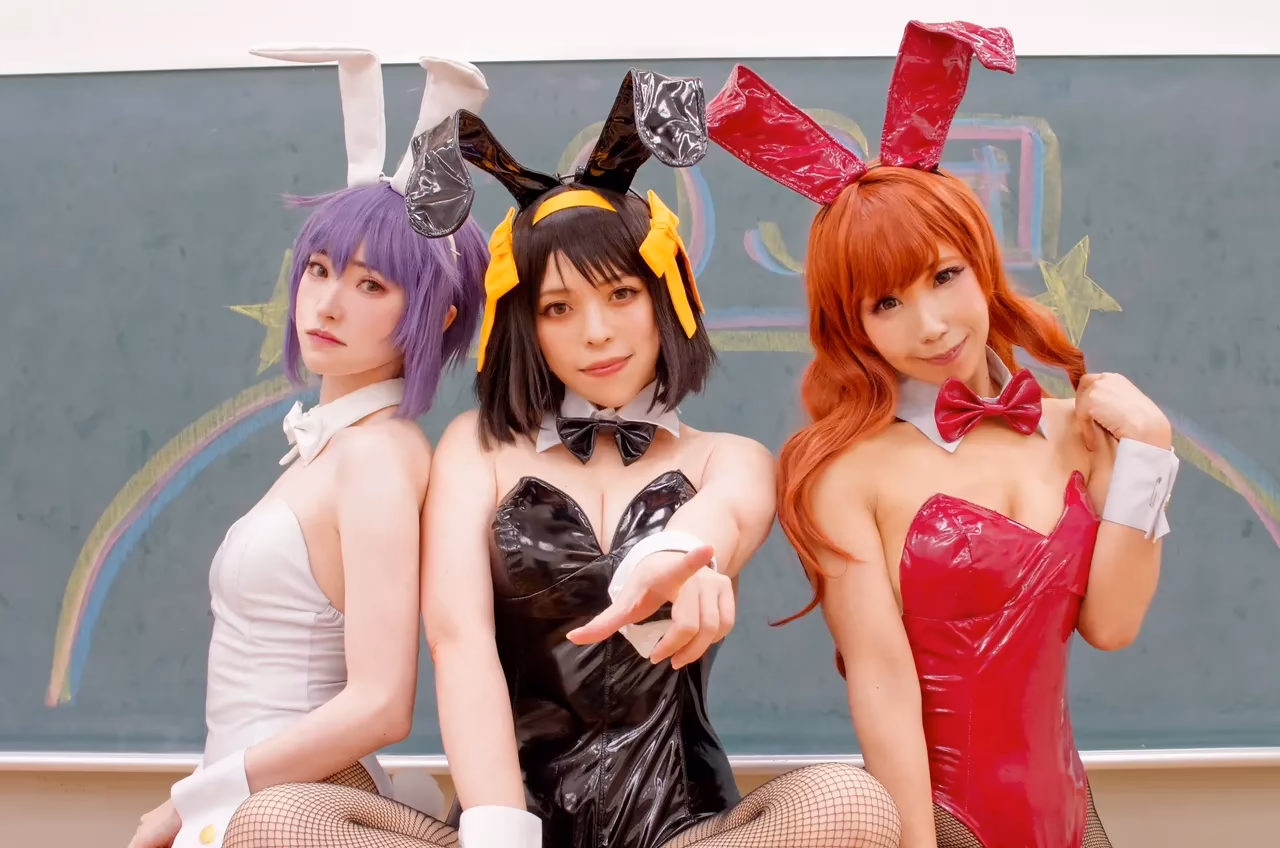 rionsakura as Haruhi Suzumiya, Mikuru Asahina, and Yuki Nagato — cosplay photo 130 of 162