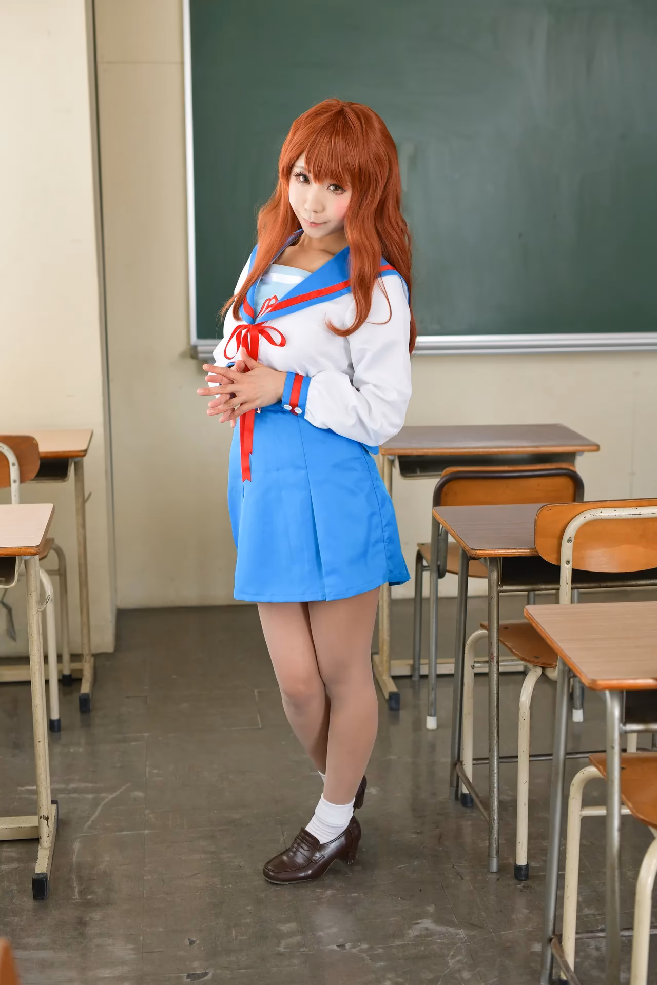 rionsakura as Haruhi Suzumiya, Mikuru Asahina, and Yuki Nagato — cosplay photo 14 of 162