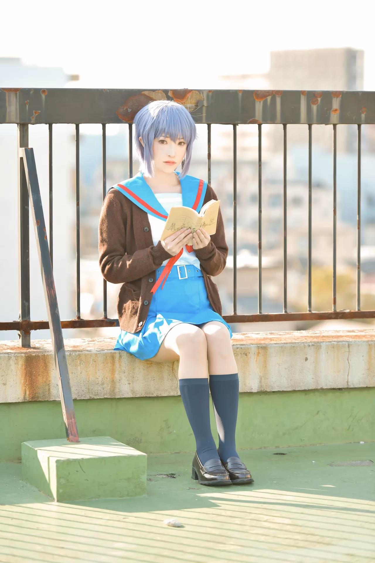 rionsakura as Haruhi Suzumiya, Mikuru Asahina, and Yuki Nagato — cosplay photo 30 of 162