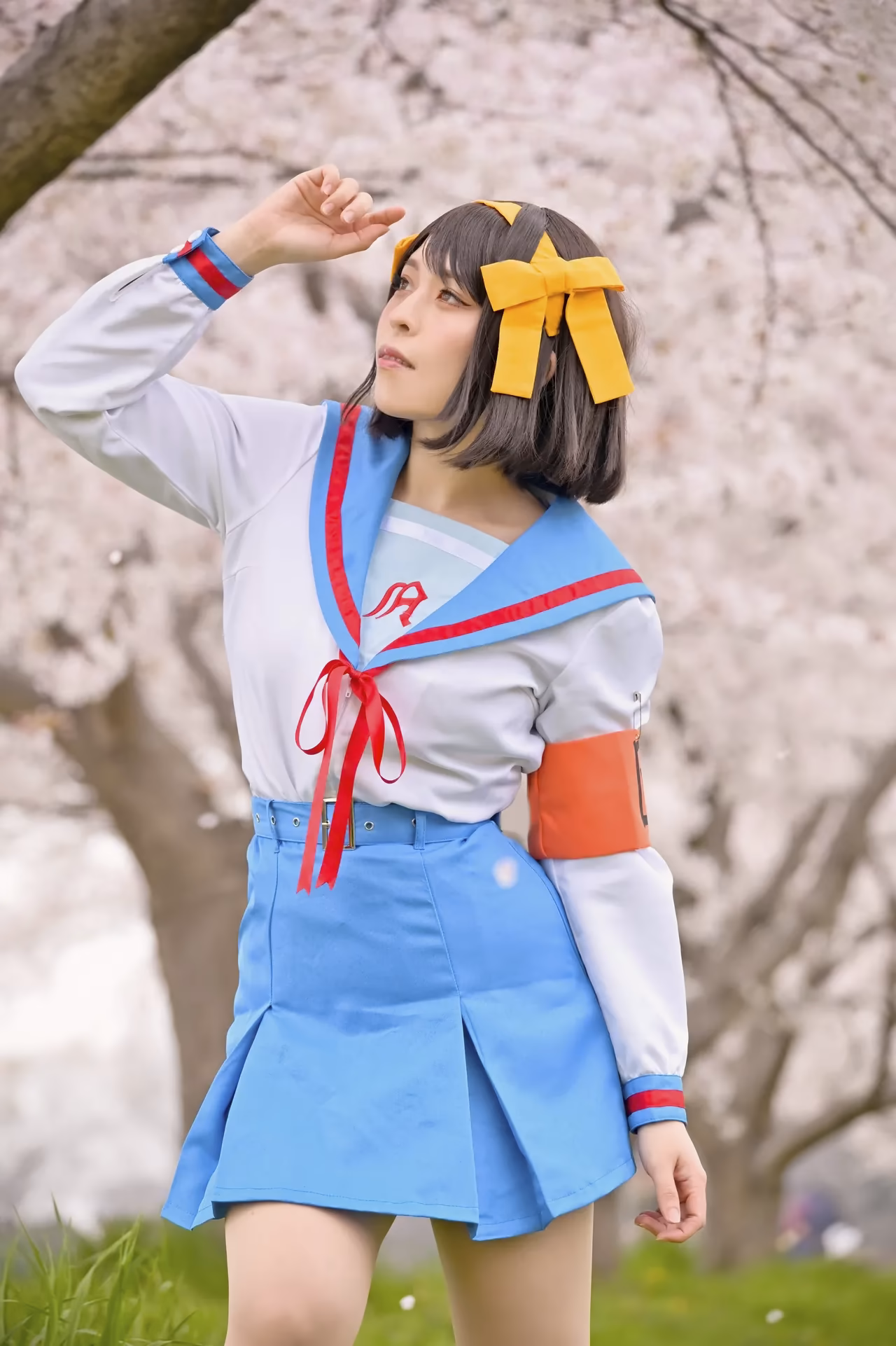 rionsakura as Haruhi Suzumiya, Mikuru Asahina, and Yuki Nagato — cosplay photo 45 of 162