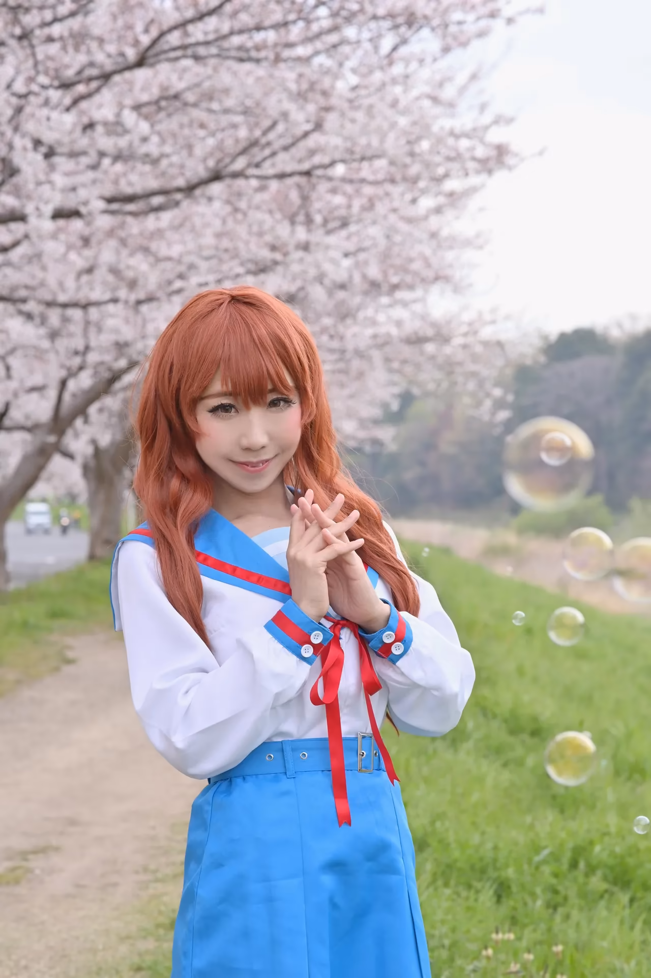 rionsakura as Haruhi Suzumiya, Mikuru Asahina, and Yuki Nagato — cosplay photo 50 of 162
