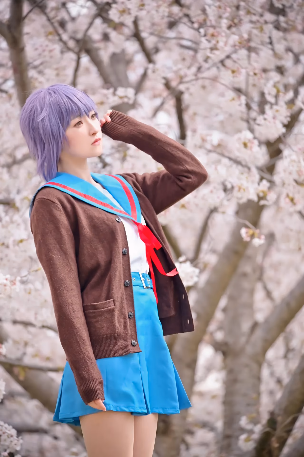 rionsakura as Haruhi Suzumiya, Mikuru Asahina, and Yuki Nagato — cosplay photo 60 of 162