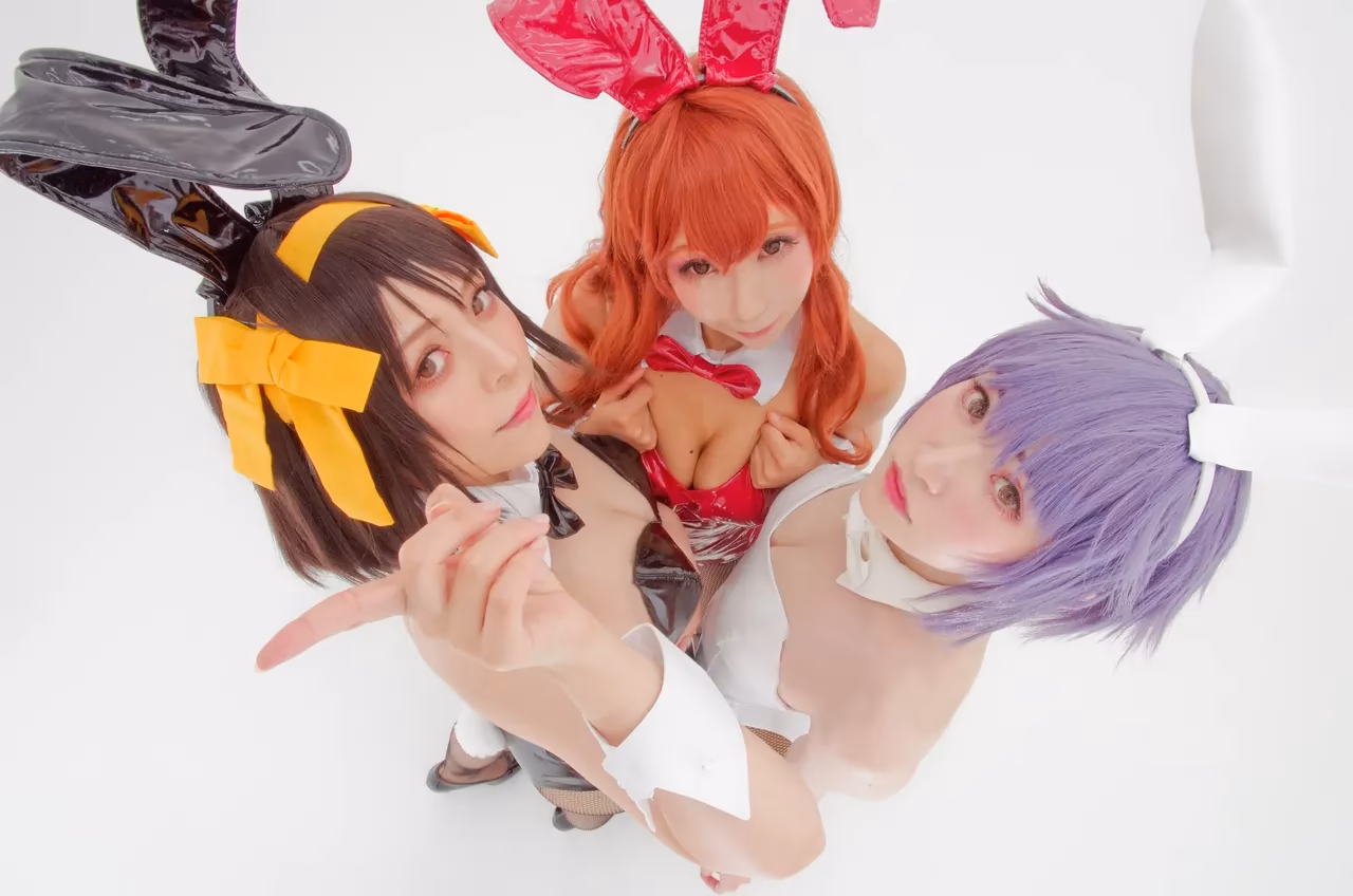 rionsakura as Haruhi Suzumiya, Mikuru Asahina, and Yuki Nagato — cosplay photo 92 of 162