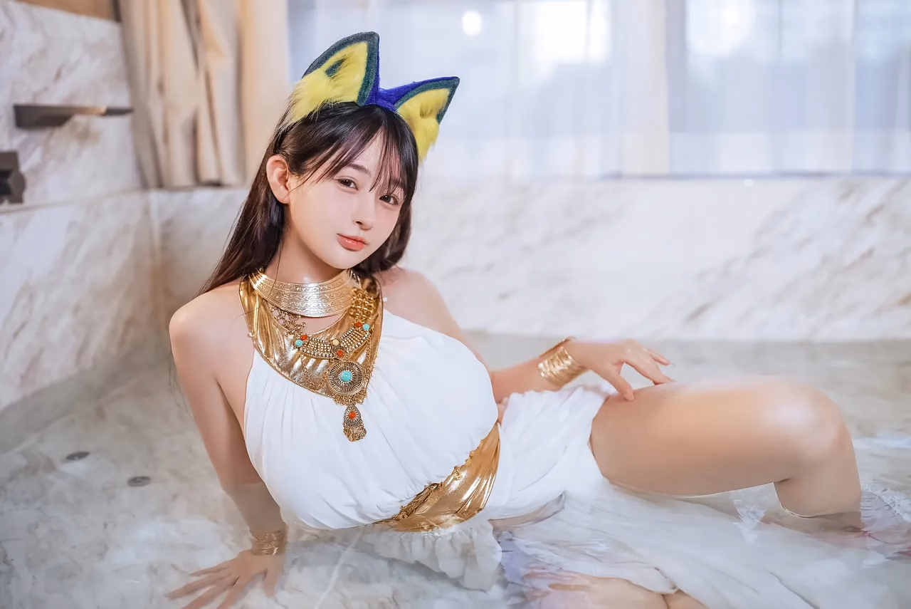 Sakurai Nene as Ankha — cosplay photo 42 of 132