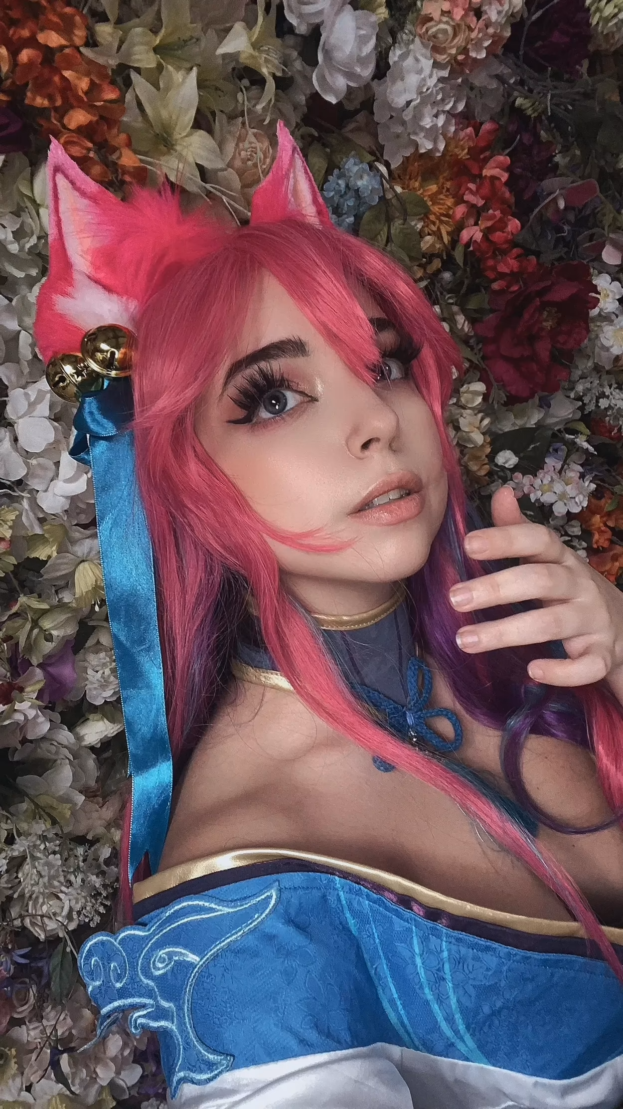Serinide as Ahri — cosplay photo 28 of 29
