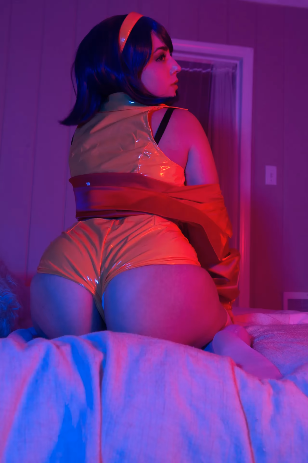 Serinide as Faye Valentine — cosplay photo 15 of 15