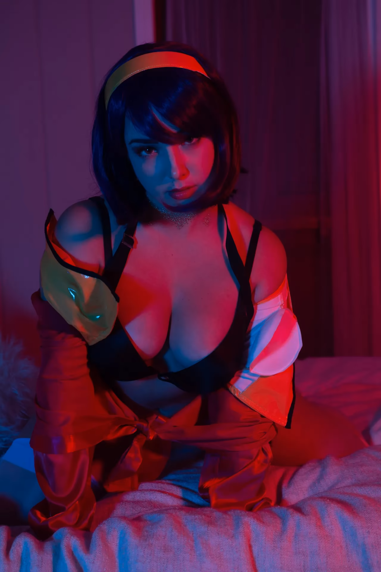 Serinide as Faye Valentine — cosplay photo 9 of 15
