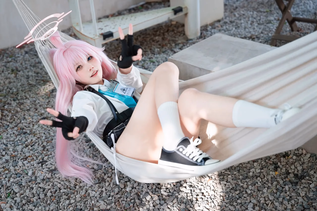 Shimizu Nagi as Hoshino Takanashi — cosplay photo 14 of 88