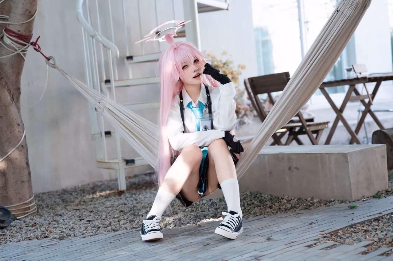 Shimizu Nagi as Hoshino Takanashi — cosplay photo 15 of 88