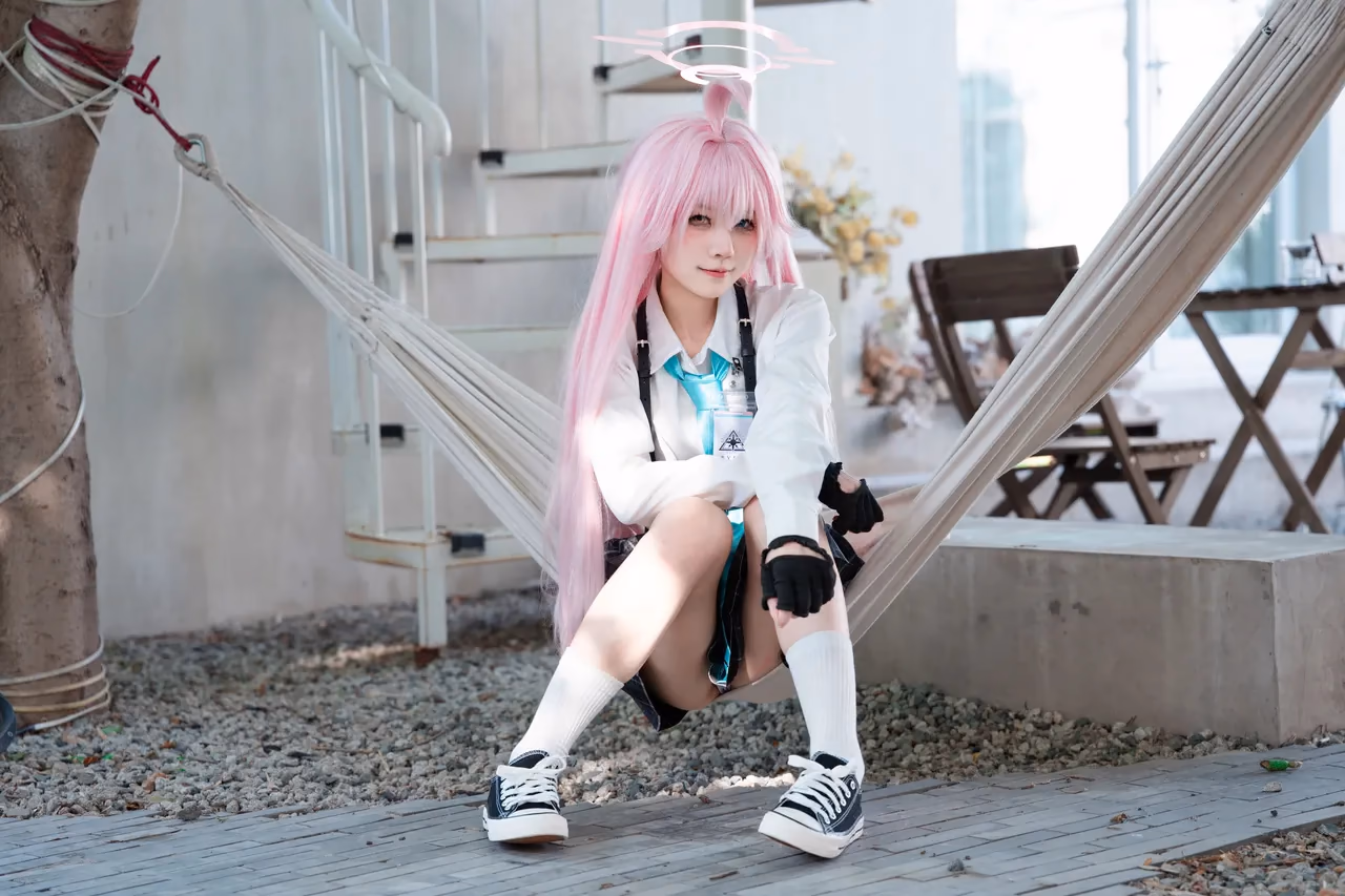 Shimizu Nagi as Hoshino Takanashi — cosplay photo 18 of 88