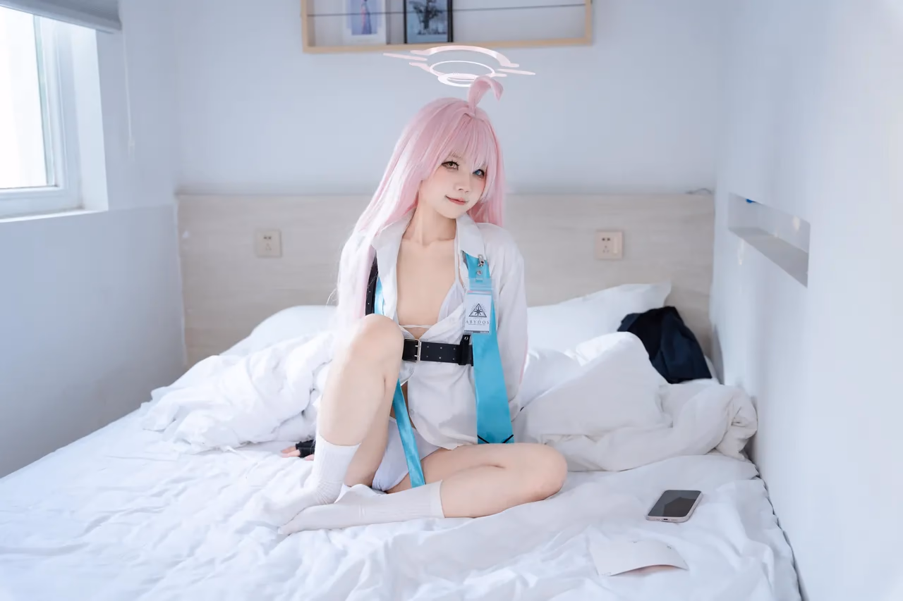 Shimizu Nagi as Hoshino Takanashi — cosplay photo 38 of 88
