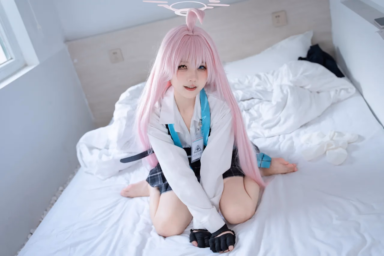 Shimizu Nagi as Hoshino Takanashi — cosplay photo 79 of 88