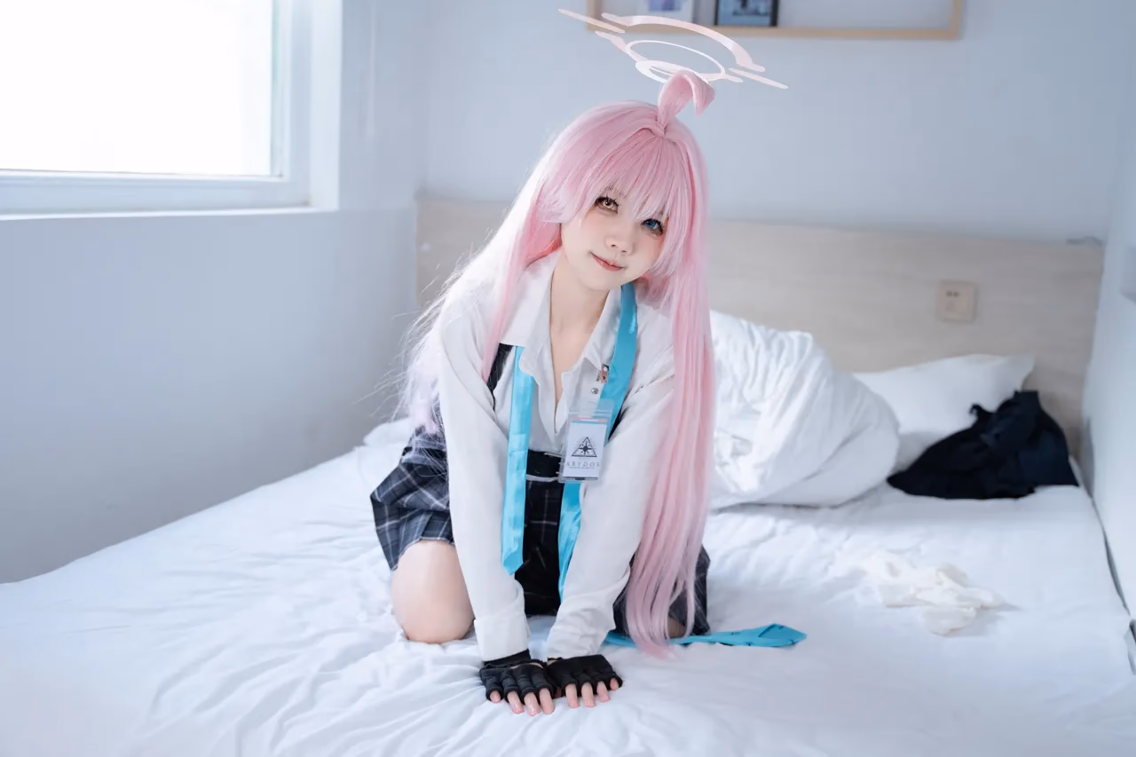 Shimizu Nagi as Hoshino Takanashi — cosplay photo 87 of 88