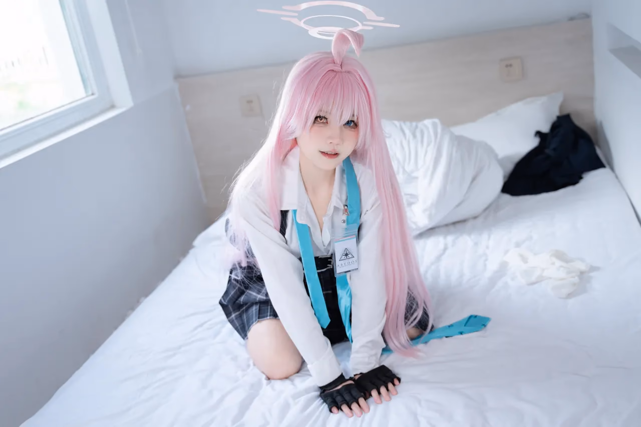 Shimizu Nagi as Hoshino Takanashi — cosplay photo 88 of 88