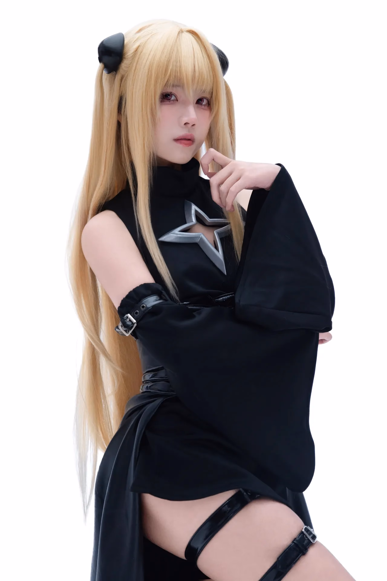 Shimizu Nagi as Golden Darkness (Yami) — cosplay photo 10 of 38