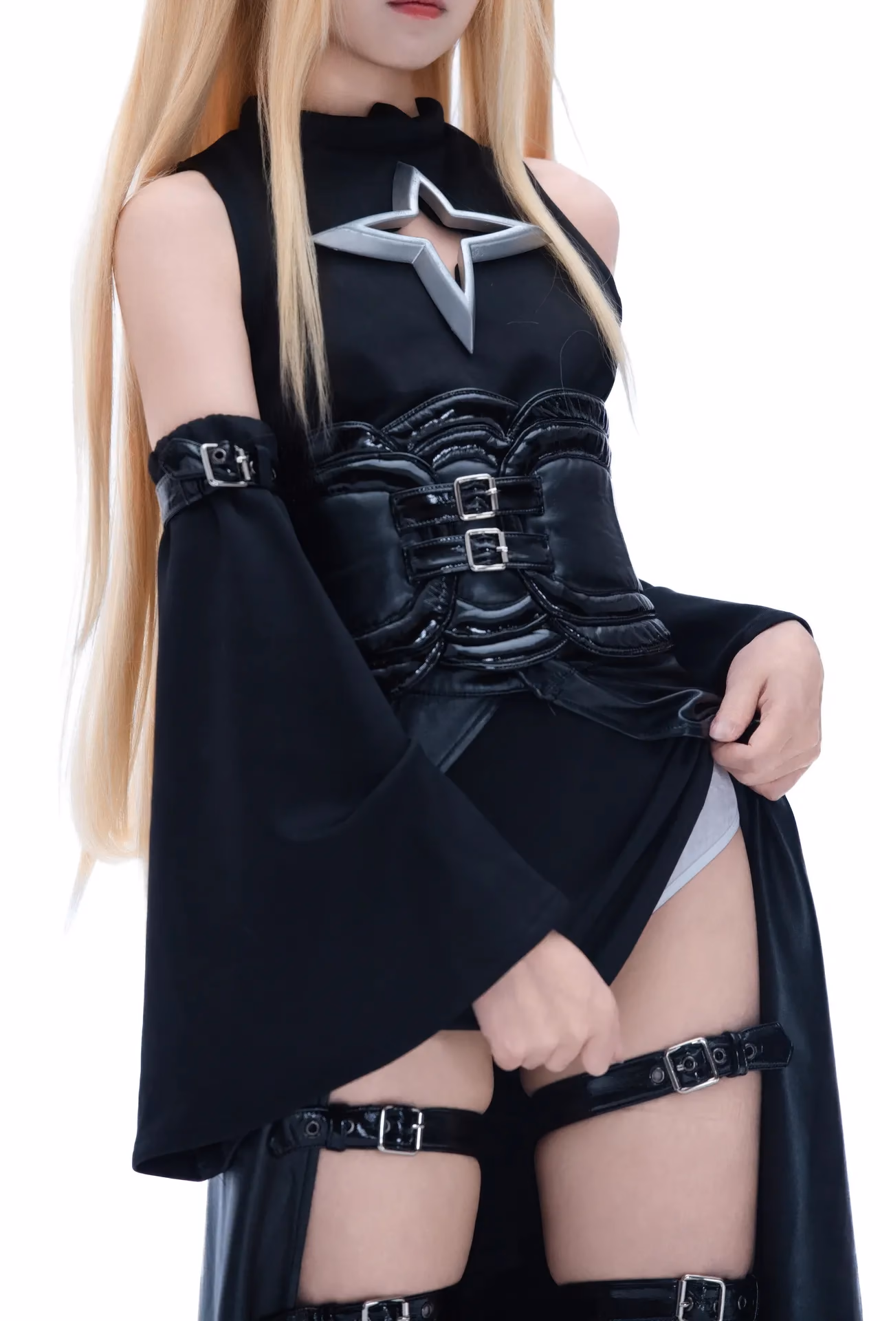 Shimizu Nagi as Golden Darkness (Yami) — cosplay photo 22 of 38