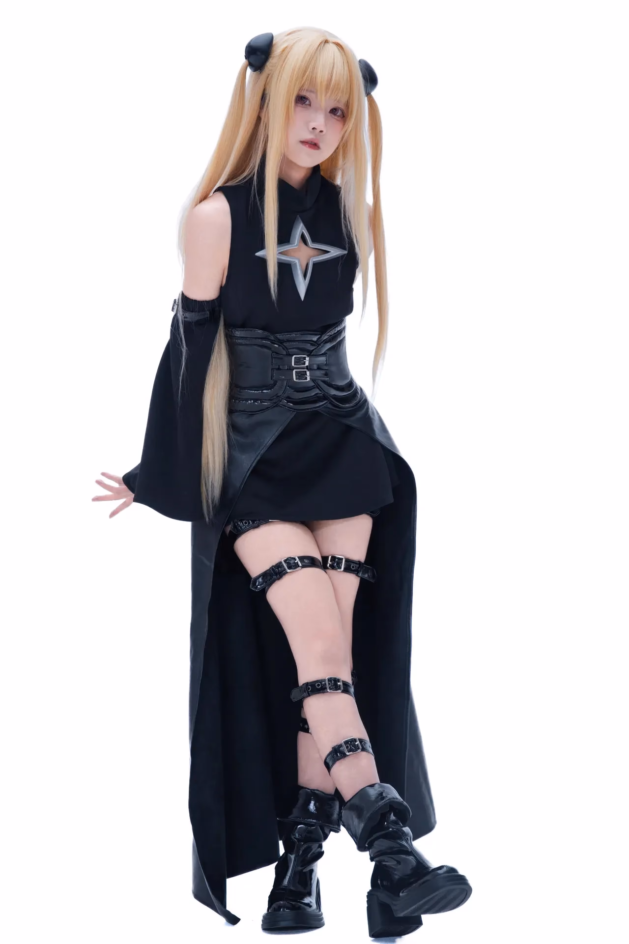 Shimizu Nagi as Golden Darkness (Yami) — cosplay photo 4 of 38