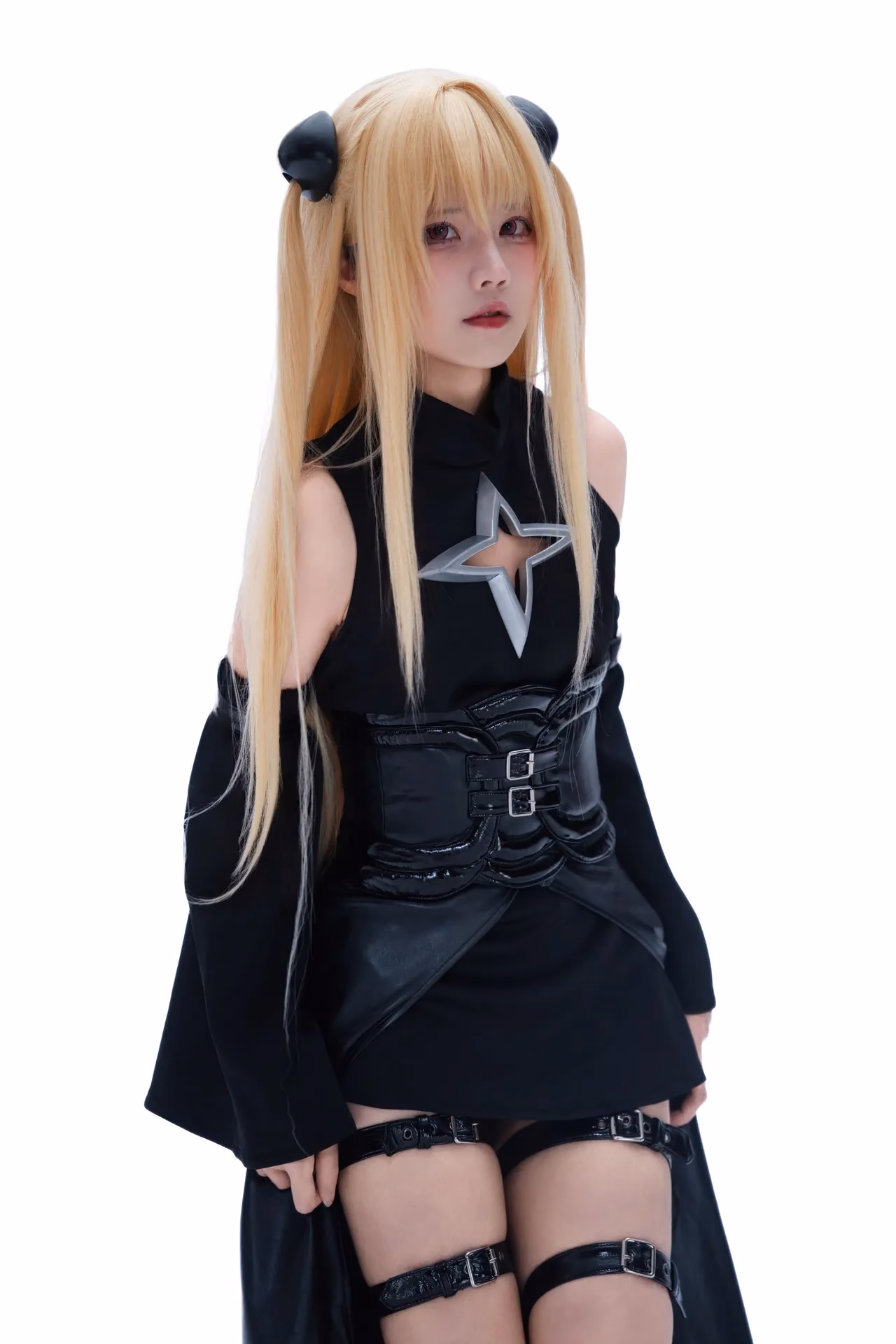 Shimizu Nagi as Golden Darkness (Yami) — cosplay photo 7 of 38