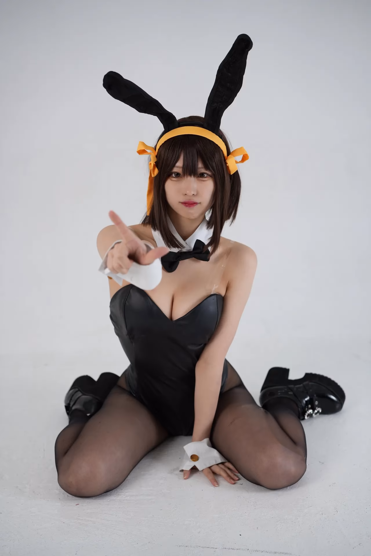 Shion Kyouwakoku as Haruhi Suzumiya — cosplay photo 66 of 101
