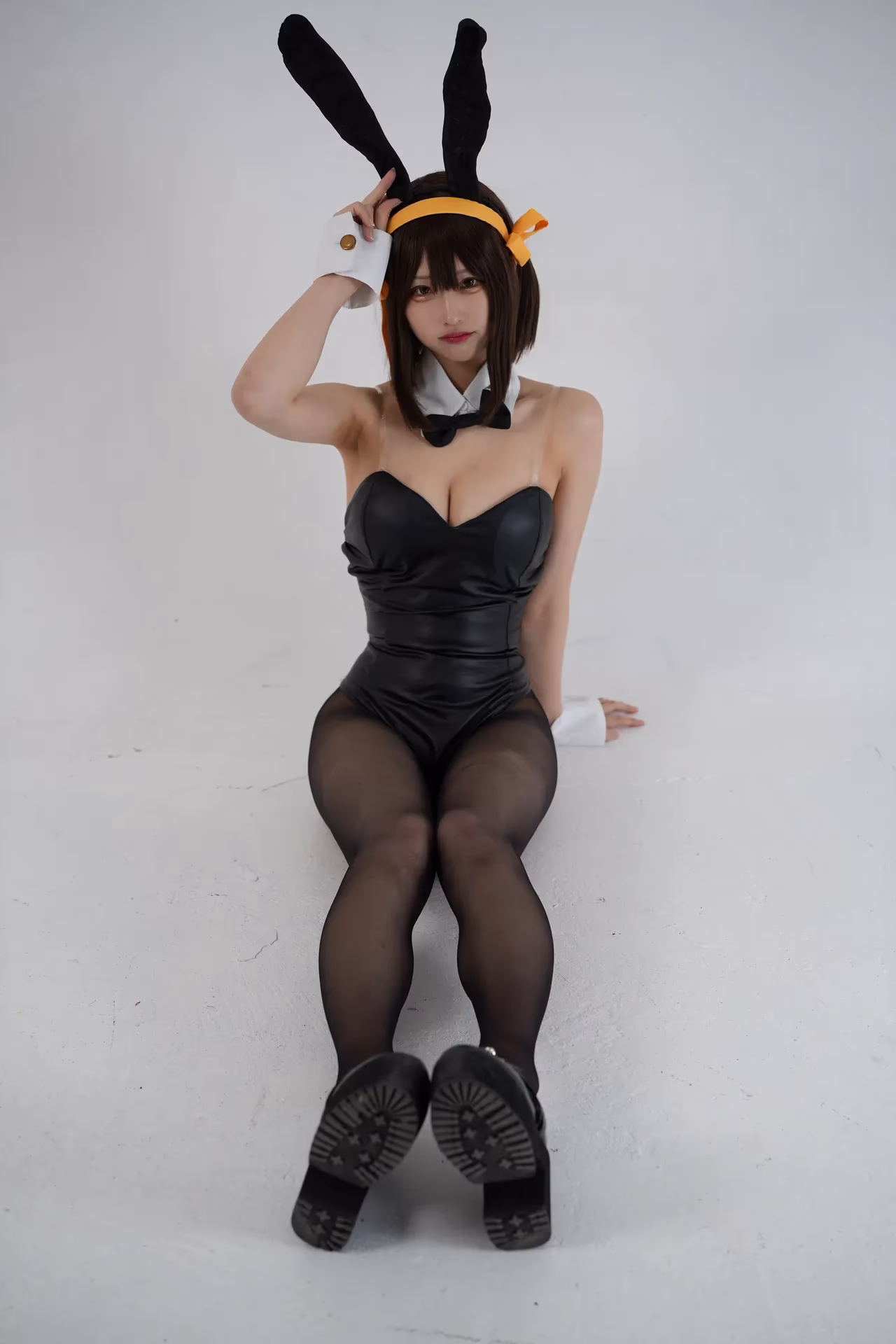 Shion Kyouwakoku as Haruhi Suzumiya — cosplay photo 73 of 101