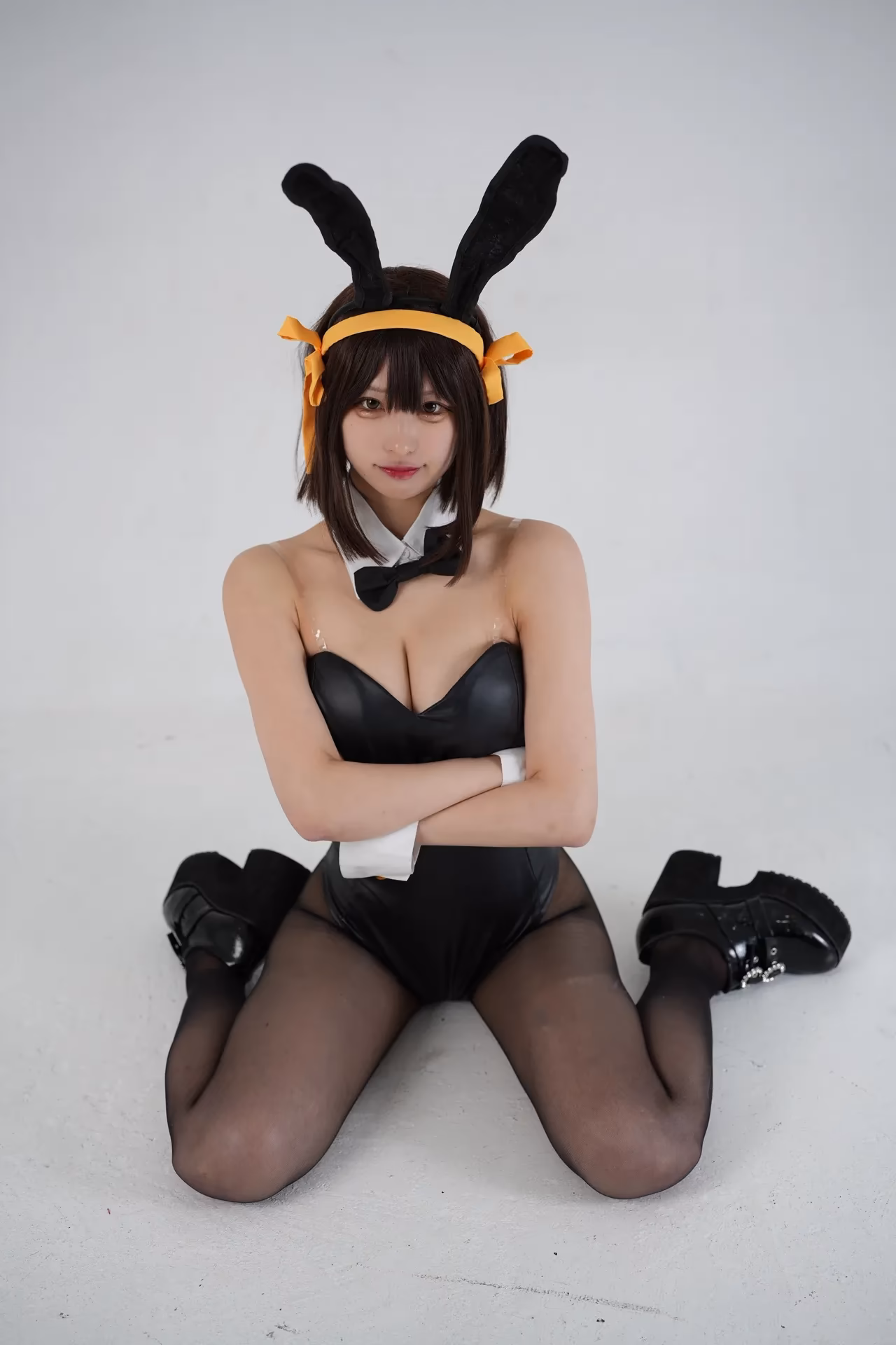 Shion Kyouwakoku as Haruhi Suzumiya — cosplay photo 97 of 101