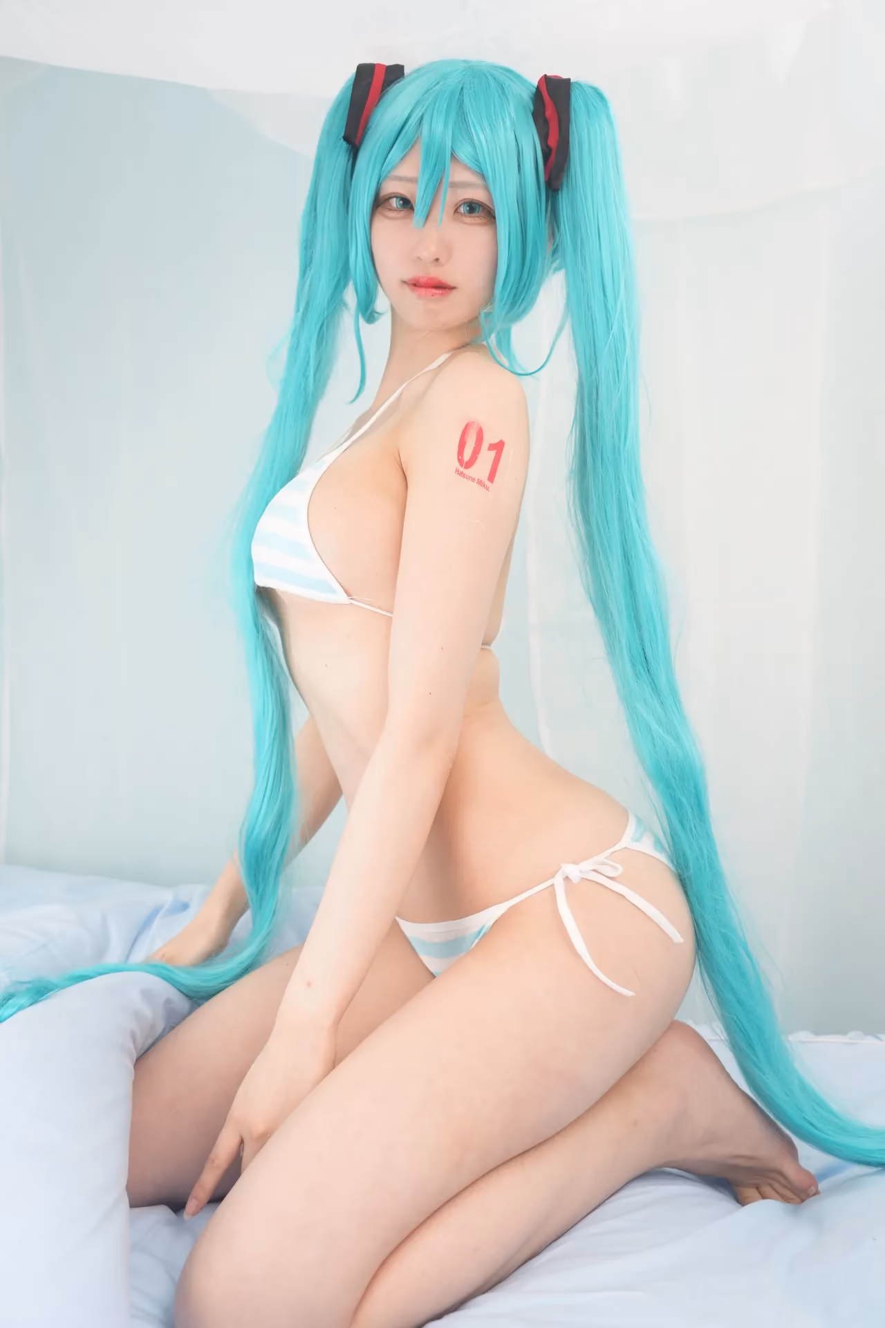 Shion Kyouwakoku as Hatsune Miku — cosplay photo 16 of 89