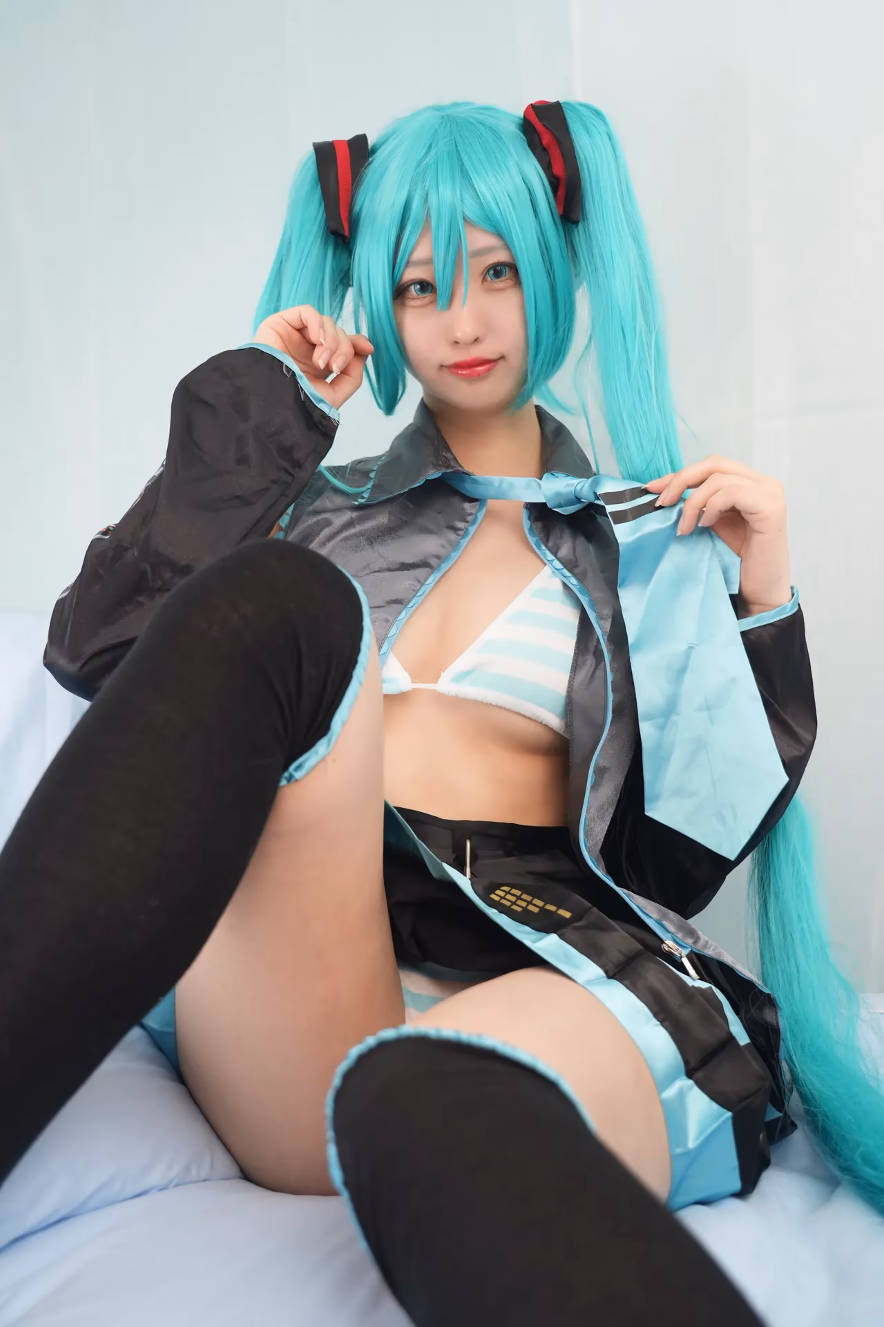 Shion Kyouwakoku as Hatsune Miku — cosplay photo 46 of 89