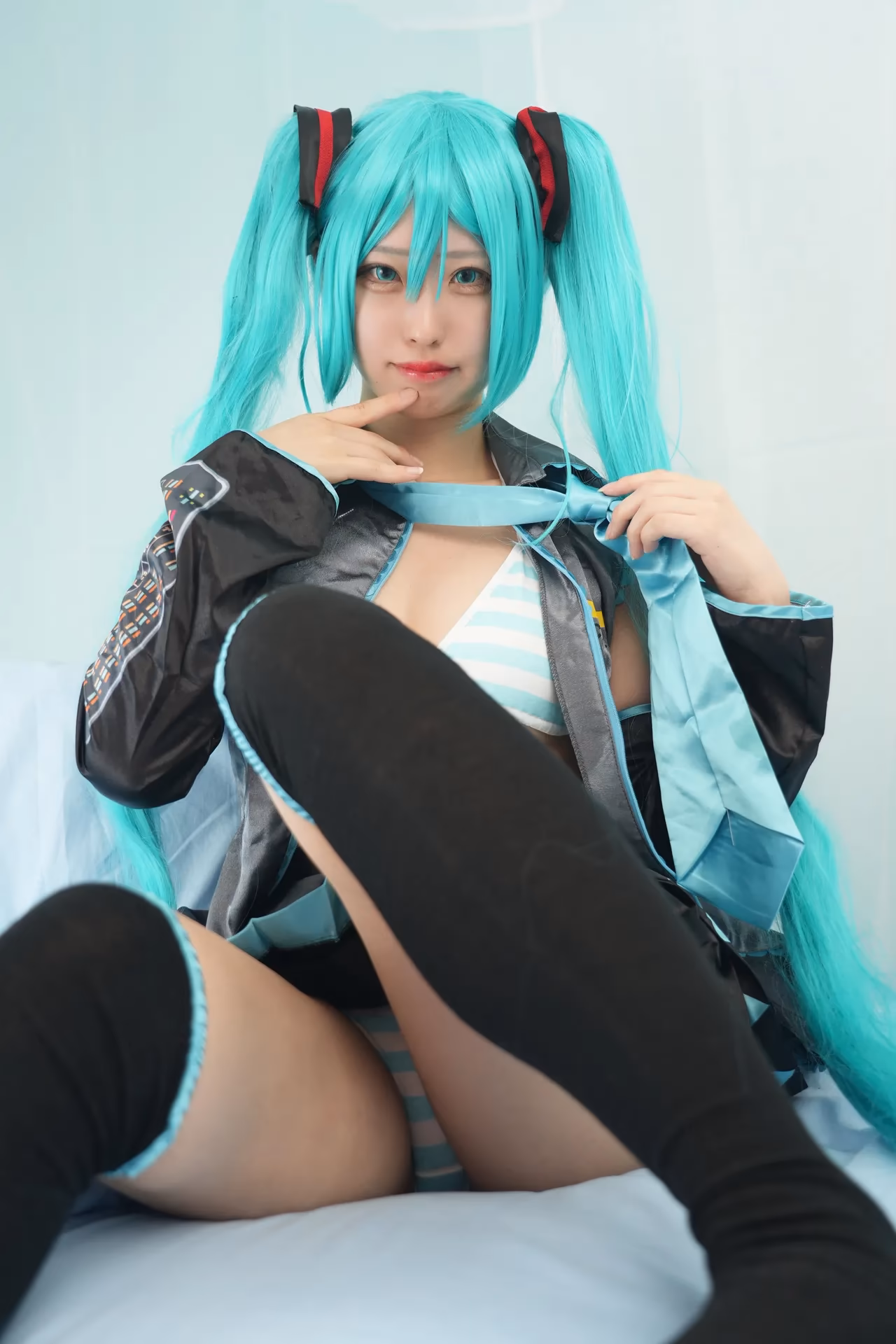 Shion Kyouwakoku as Hatsune Miku — cosplay photo 49 of 89