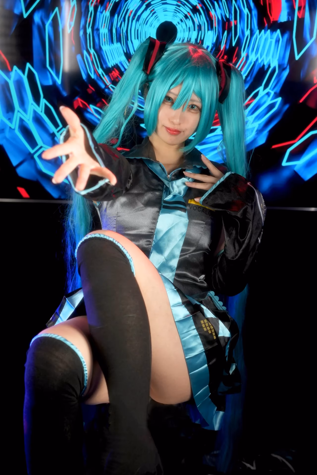 Shion Kyouwakoku as Hatsune Miku — cosplay photo 75 of 89