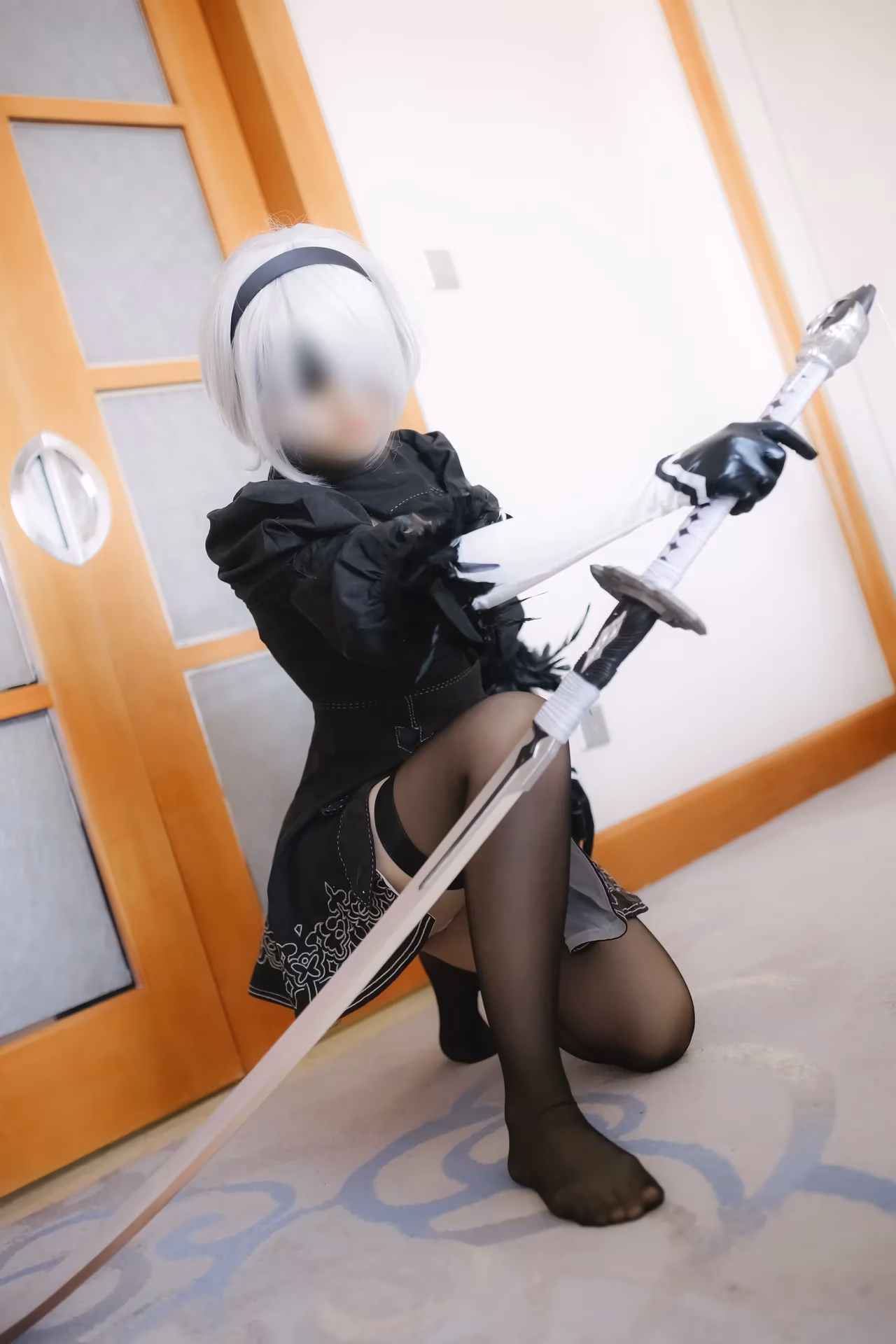 2B — cosplay photo 2 of 76