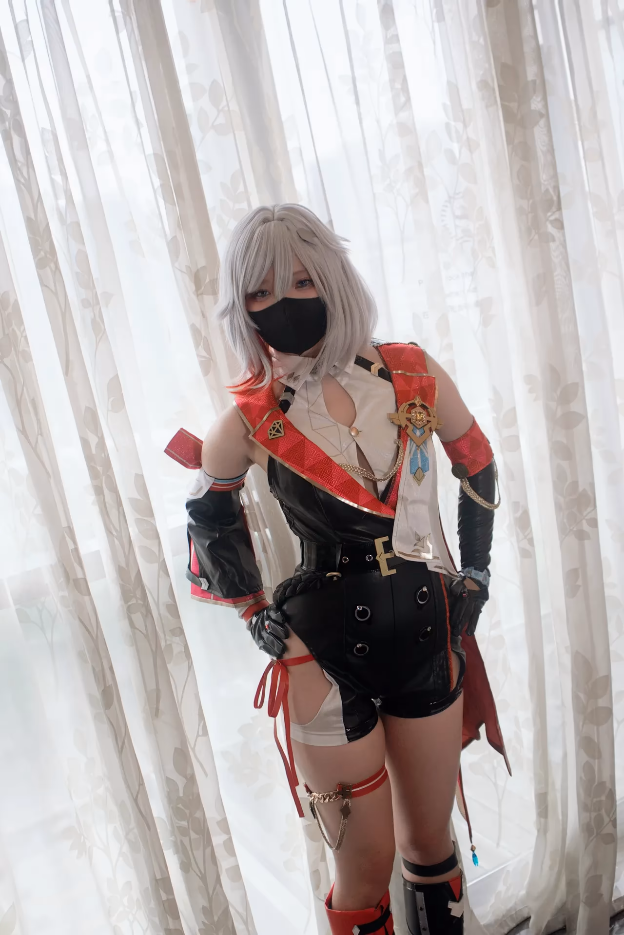 Topaz — cosplay photo 10 of 160