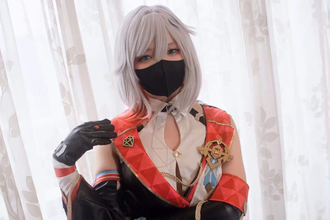 Topaz — cosplay photo 6 of 160