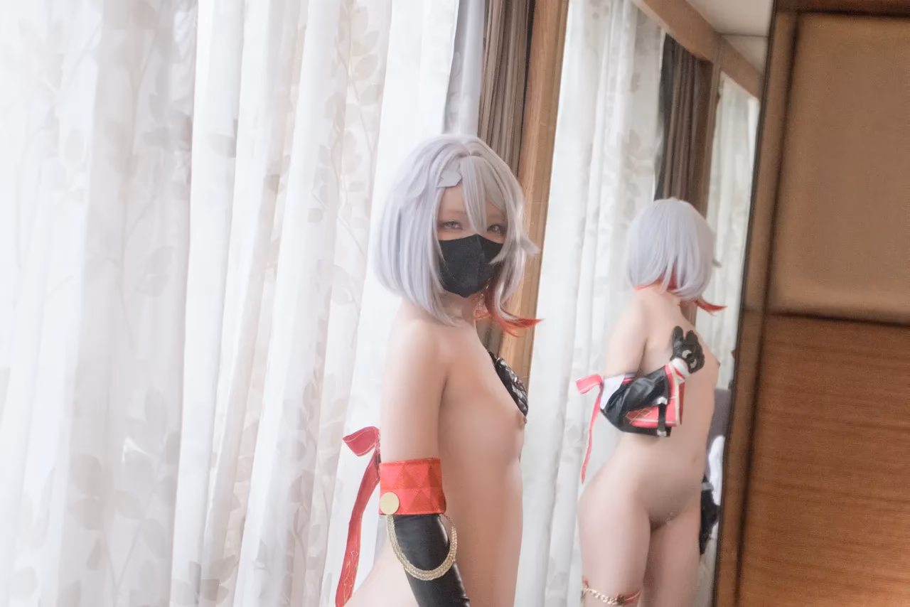 Topaz — cosplay photo 98 of 160