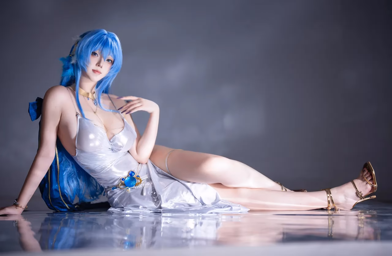 Takomayuyi as Helm — cosplay photo 5 of 9