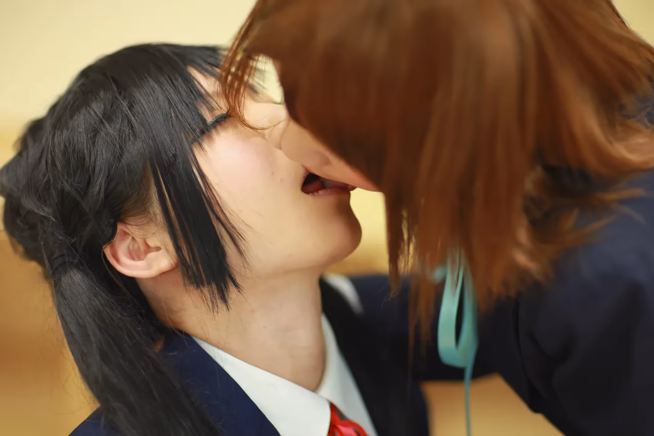 Tanaka Mana as Azusa Nakano and Yui Hirasawa — cosplay photo 35 of 498