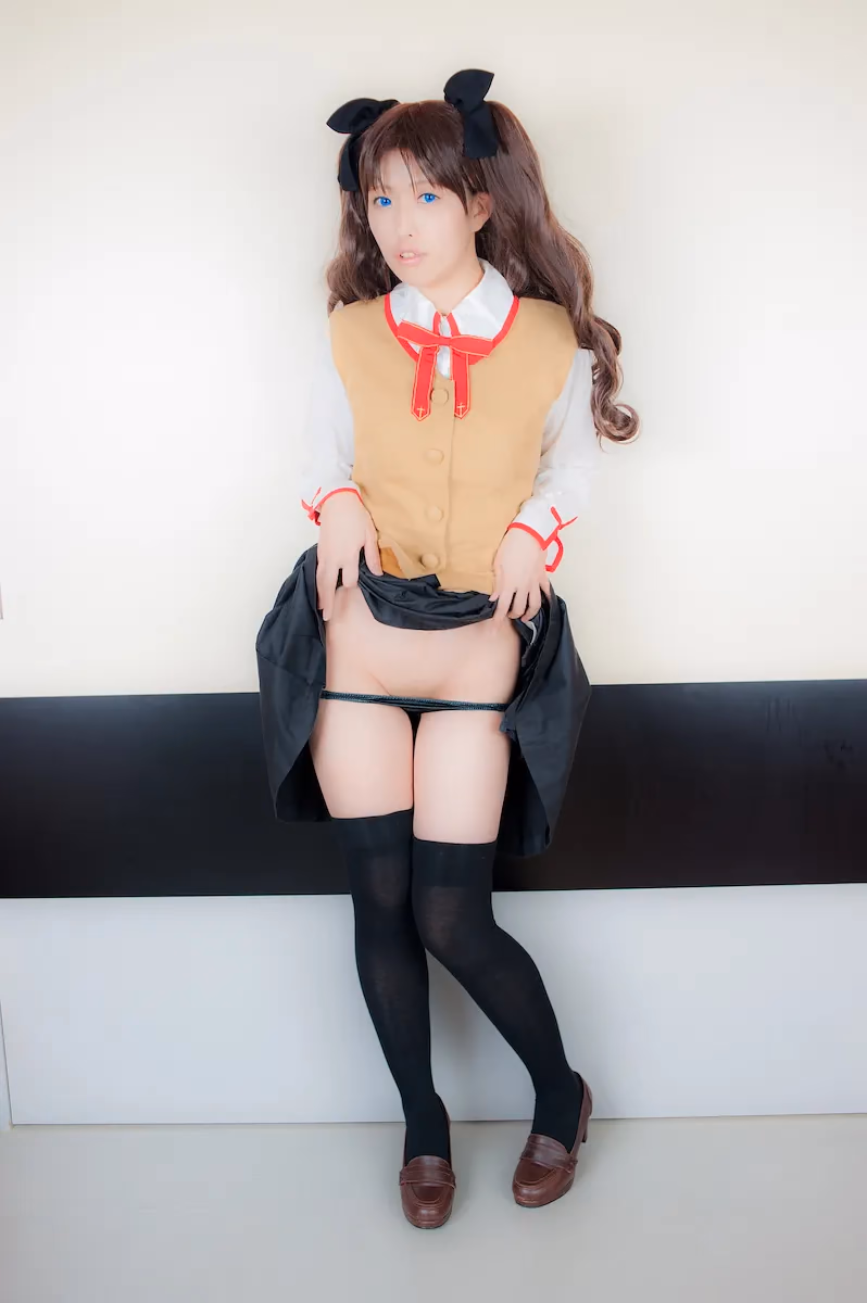 Tsuyato as Rin Tohsaka — cosplay photo 151 of 788