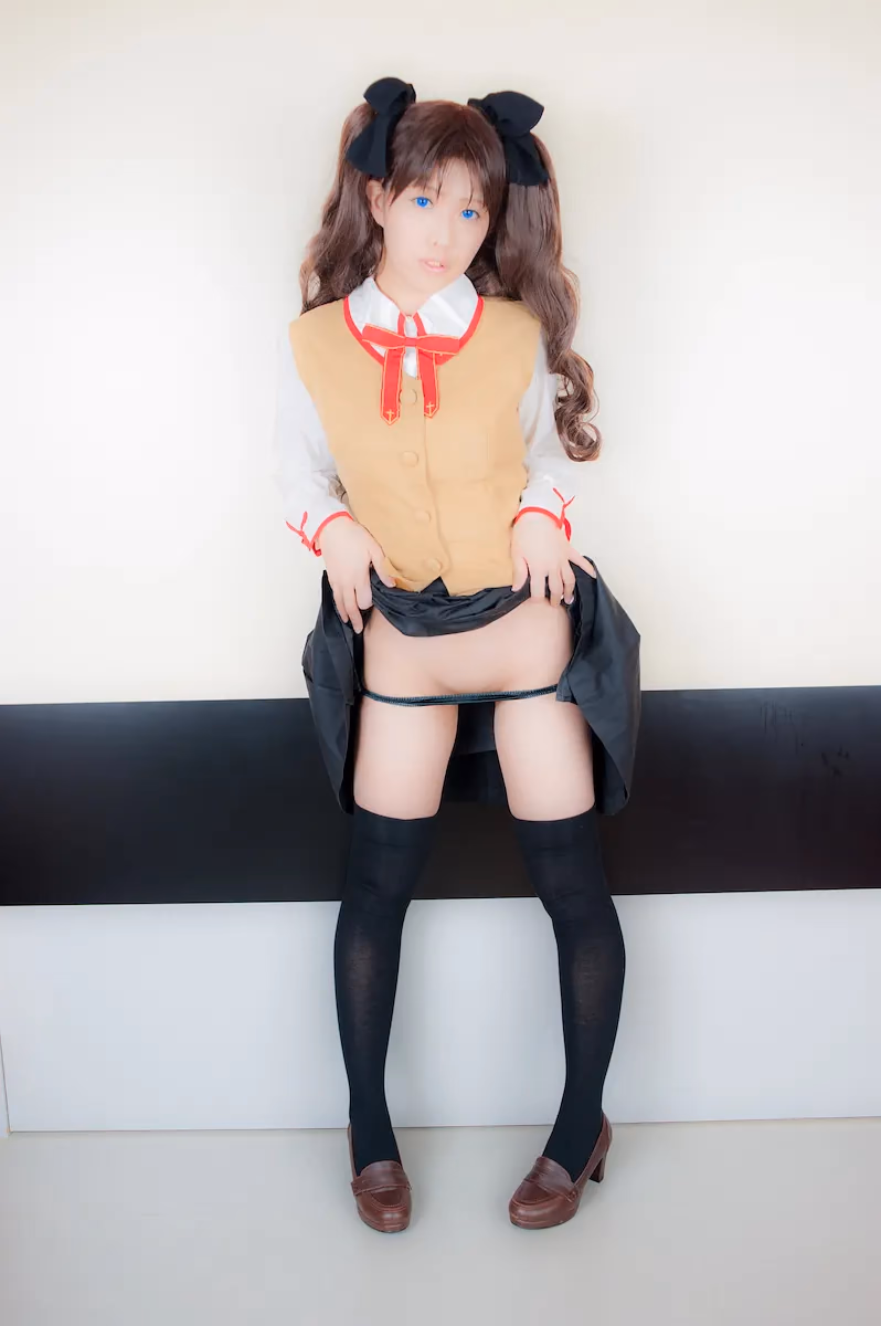 Tsuyato as Rin Tohsaka — cosplay photo 153 of 788